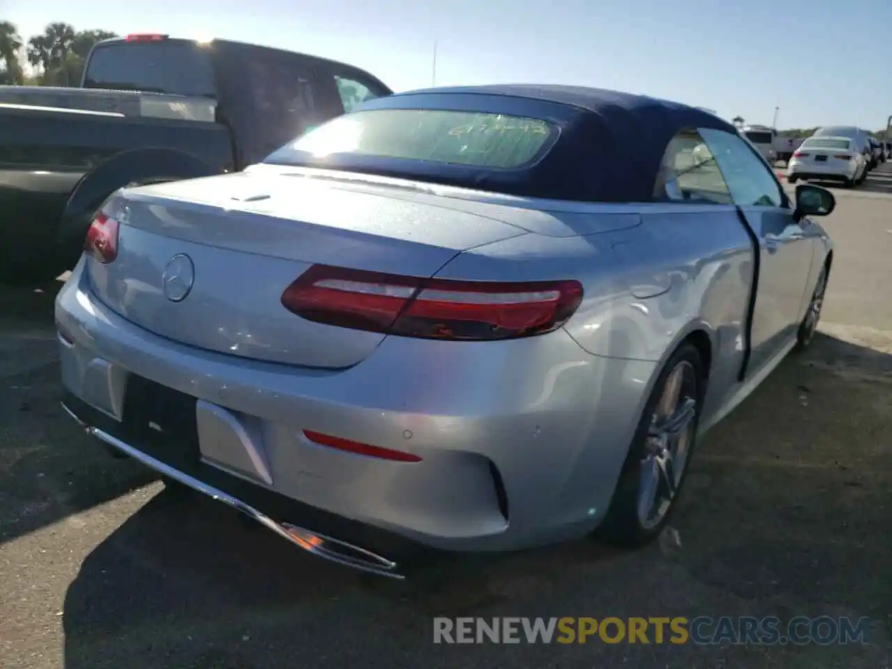 4 Photograph of a damaged car WDD1K6HB0KF075228 MERCEDES-BENZ E-CLASS 2019