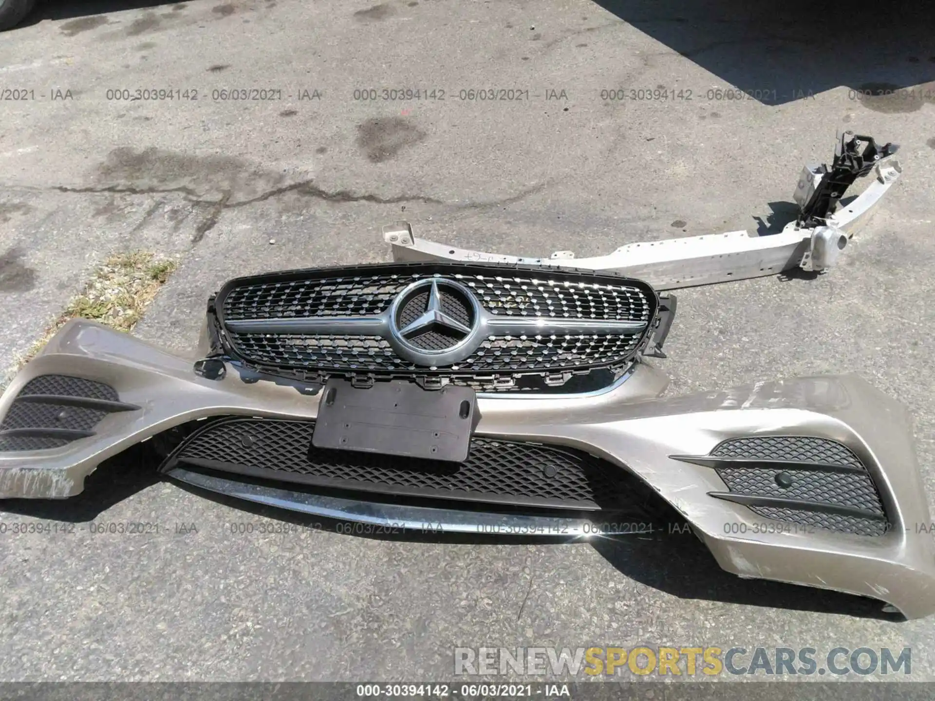 12 Photograph of a damaged car WDD1K6HB0KF075908 MERCEDES-BENZ E-CLASS 2019