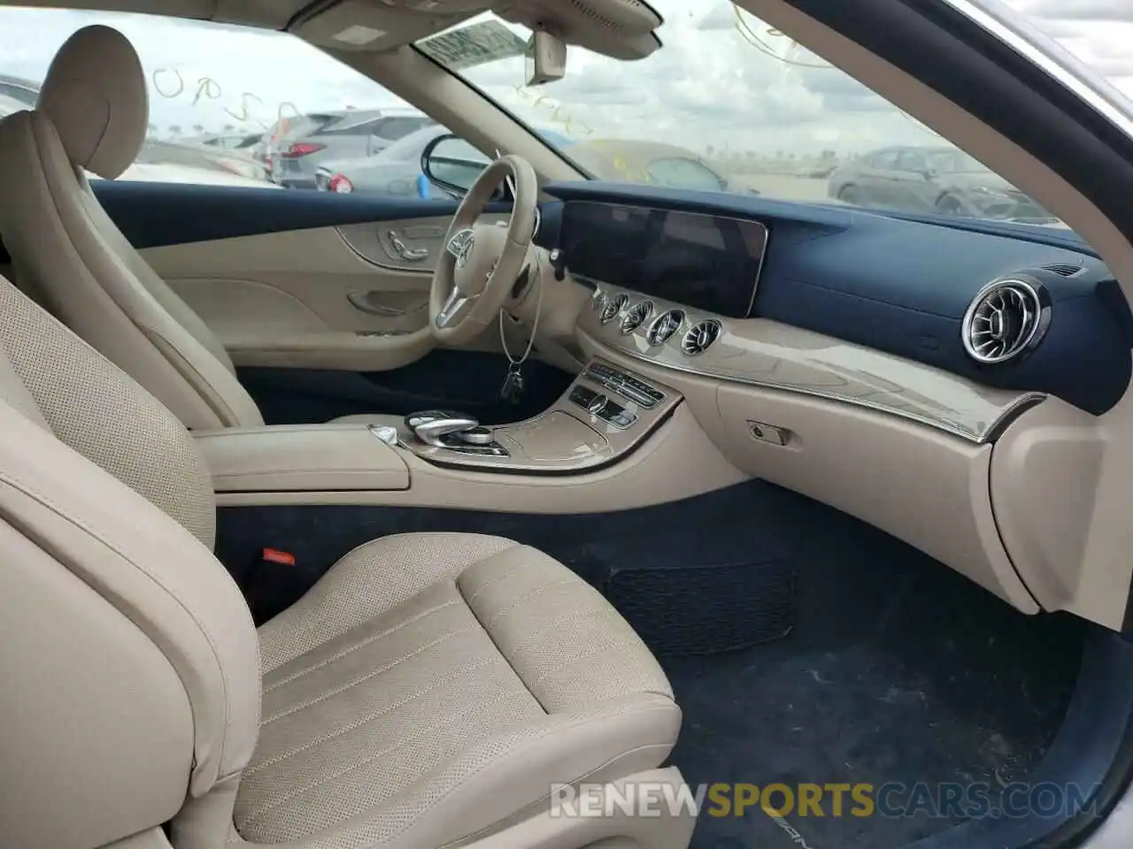 5 Photograph of a damaged car WDD1K6HB0KF093034 MERCEDES-BENZ E-CLASS 2019