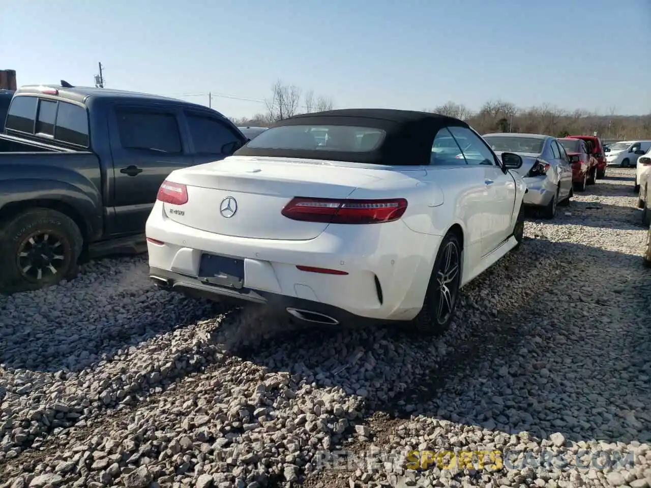 4 Photograph of a damaged car WDD1K6HB0KF116800 MERCEDES-BENZ E-CLASS 2019