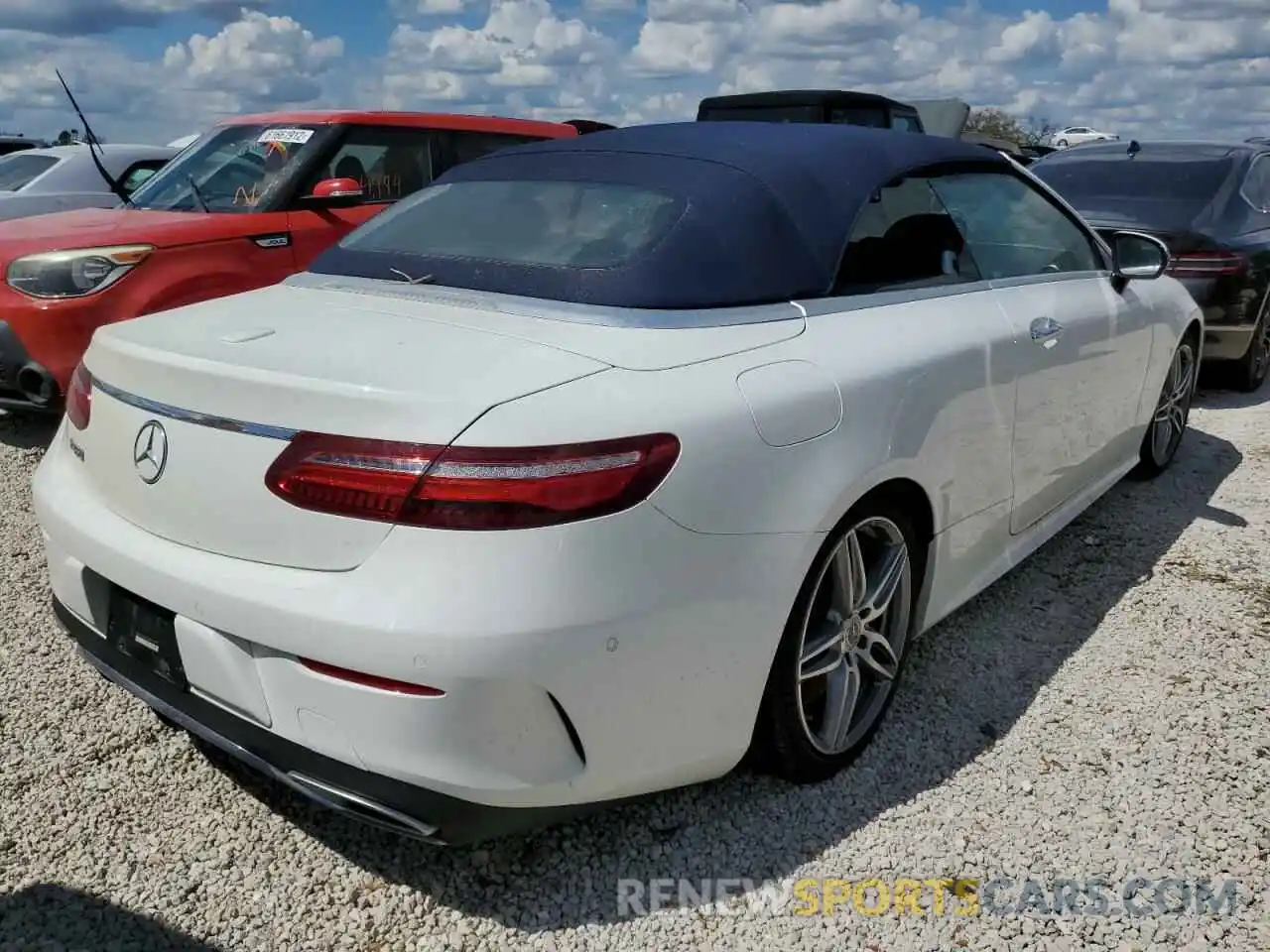 4 Photograph of a damaged car WDD1K6HB3KF074705 MERCEDES-BENZ E-CLASS 2019