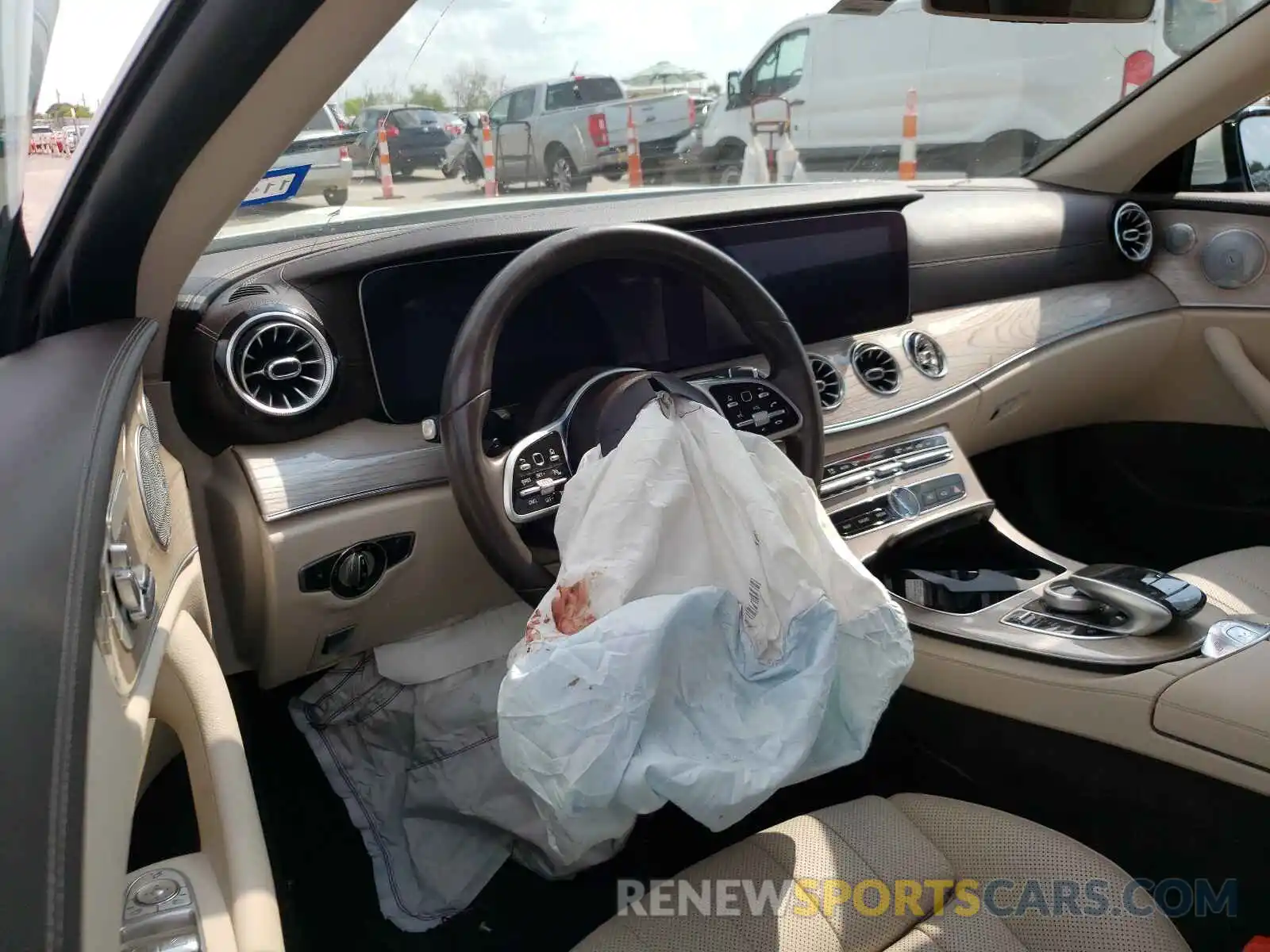 8 Photograph of a damaged car WDD1K6HB3KF074977 MERCEDES-BENZ E-CLASS 2019