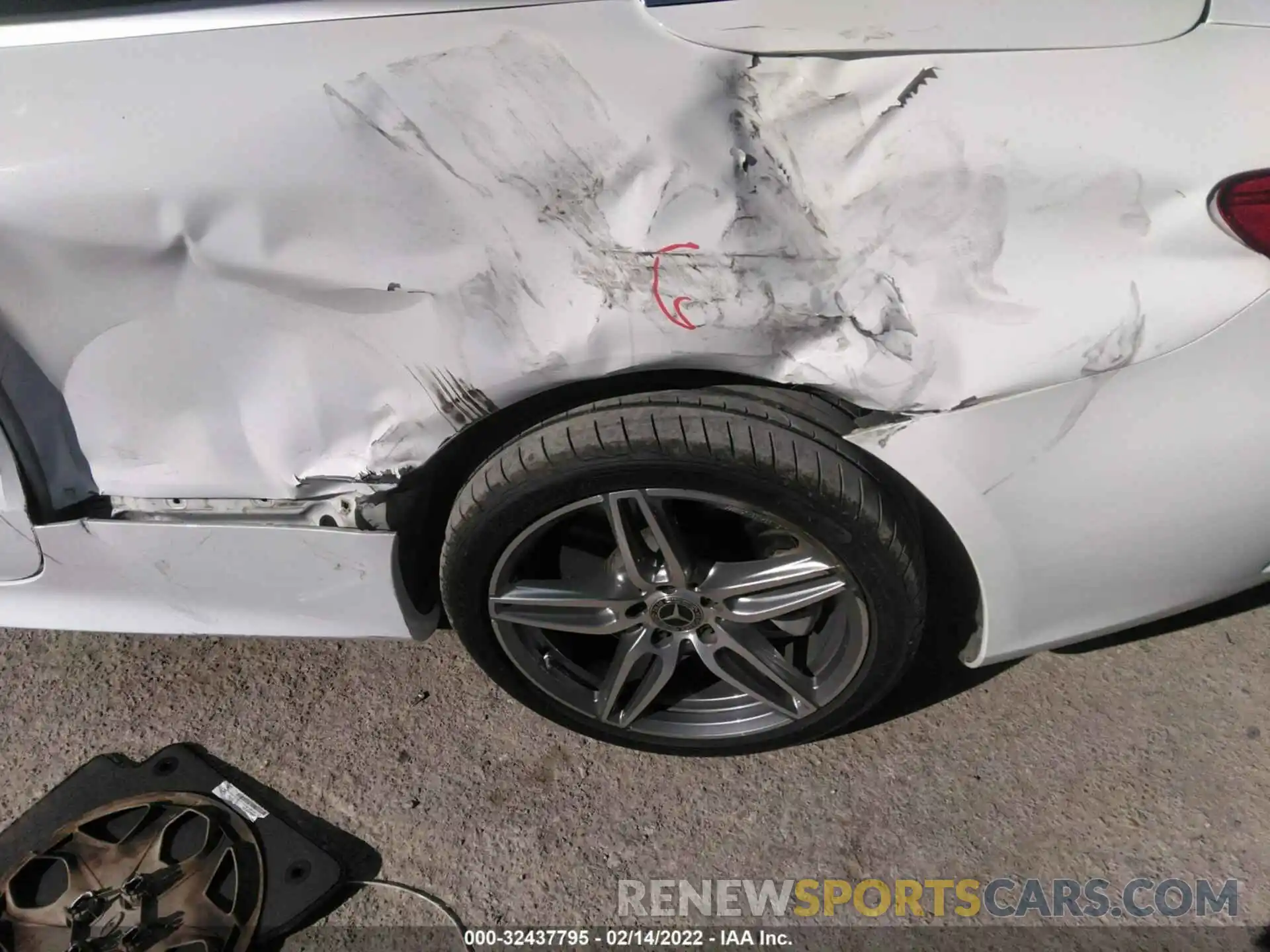 13 Photograph of a damaged car WDD1K6JB5KF078197 MERCEDES-BENZ E-CLASS 2019