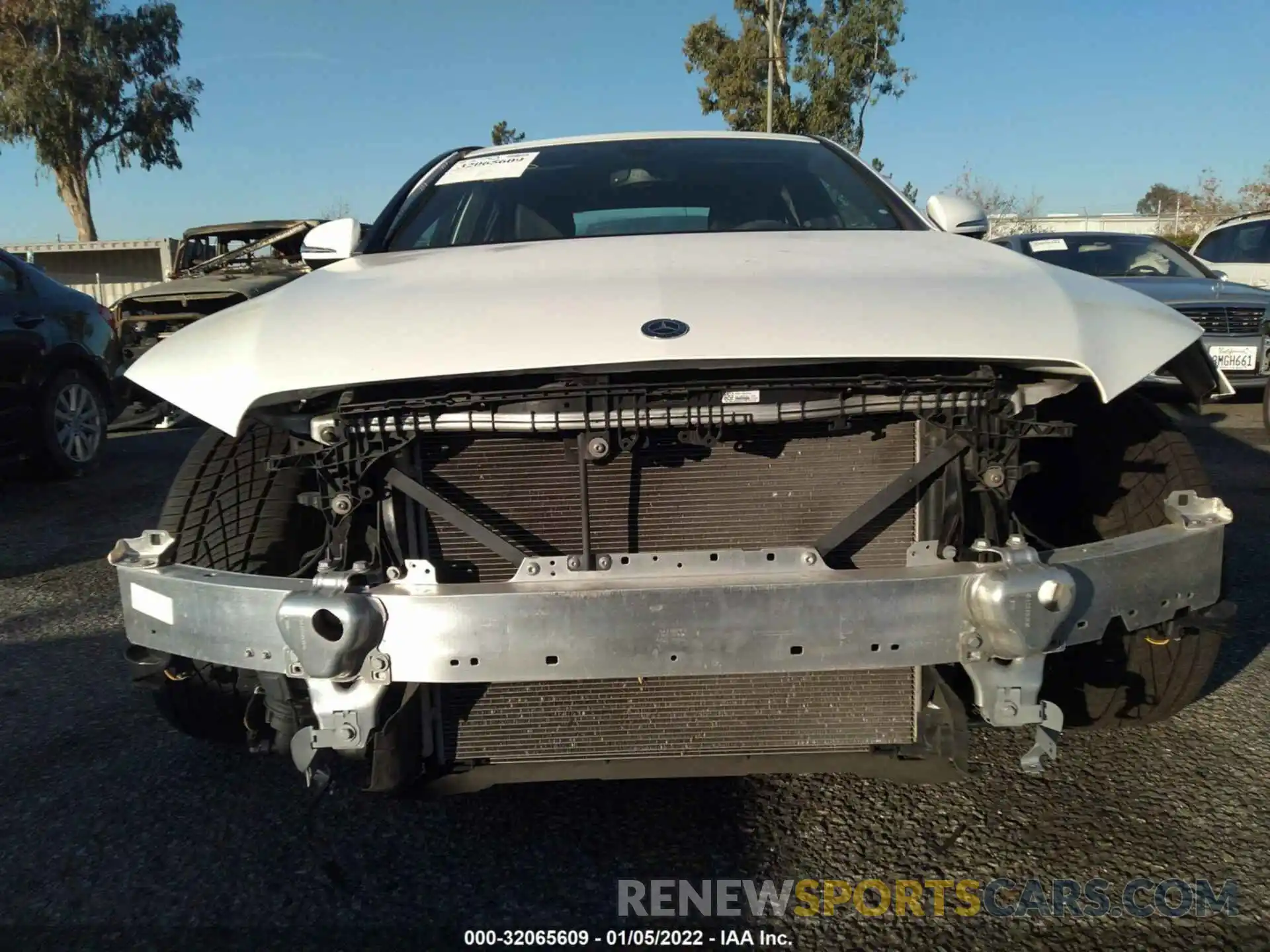 6 Photograph of a damaged car WDDZF4JB0KA518609 MERCEDES-BENZ E-CLASS 2019