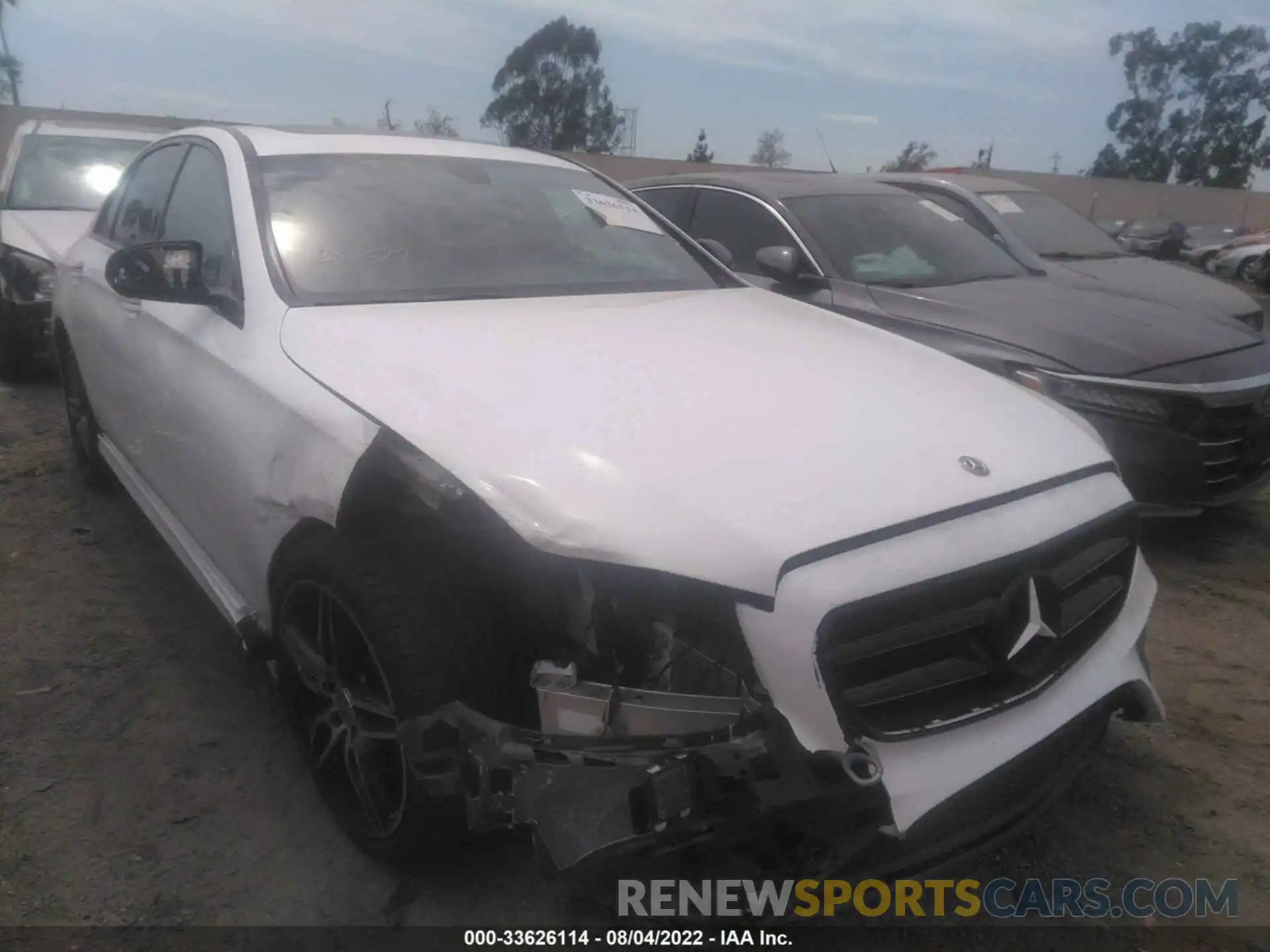 1 Photograph of a damaged car WDDZF4JB0KA561718 MERCEDES-BENZ E-CLASS 2019