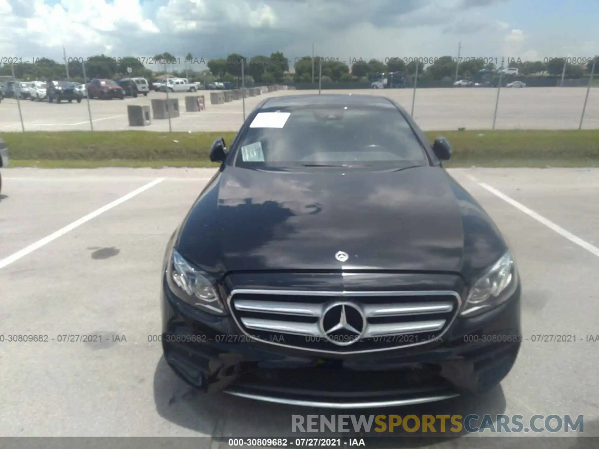 6 Photograph of a damaged car WDDZF4JB0KA571696 MERCEDES-BENZ E-CLASS 2019