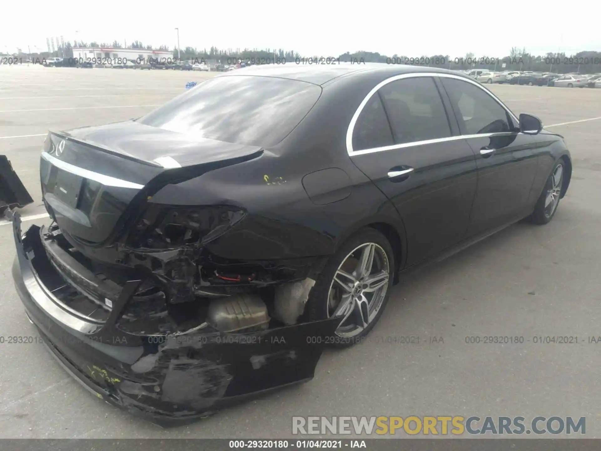 4 Photograph of a damaged car WDDZF4JB0KA577207 MERCEDES-BENZ E-CLASS 2019