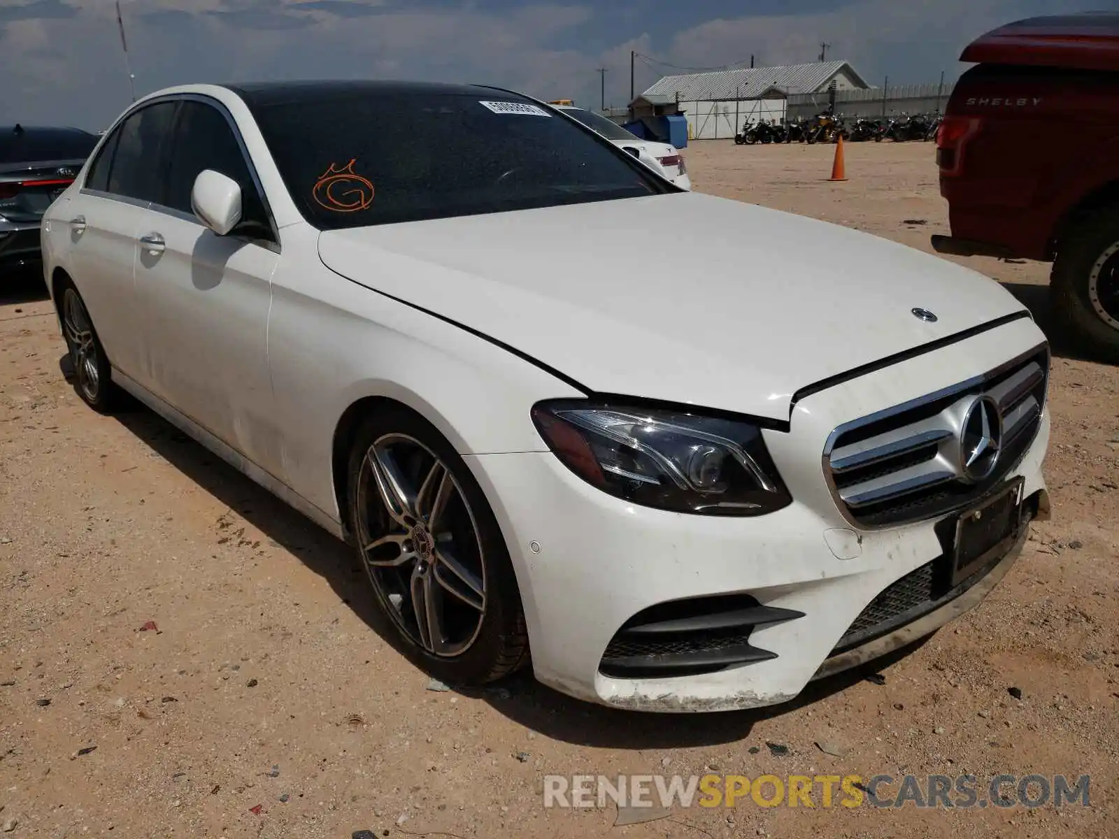 1 Фотография поврежденного автомобиля WDDZF4JB0KA595268 MERCEDES-BENZ E-CLASS 2019