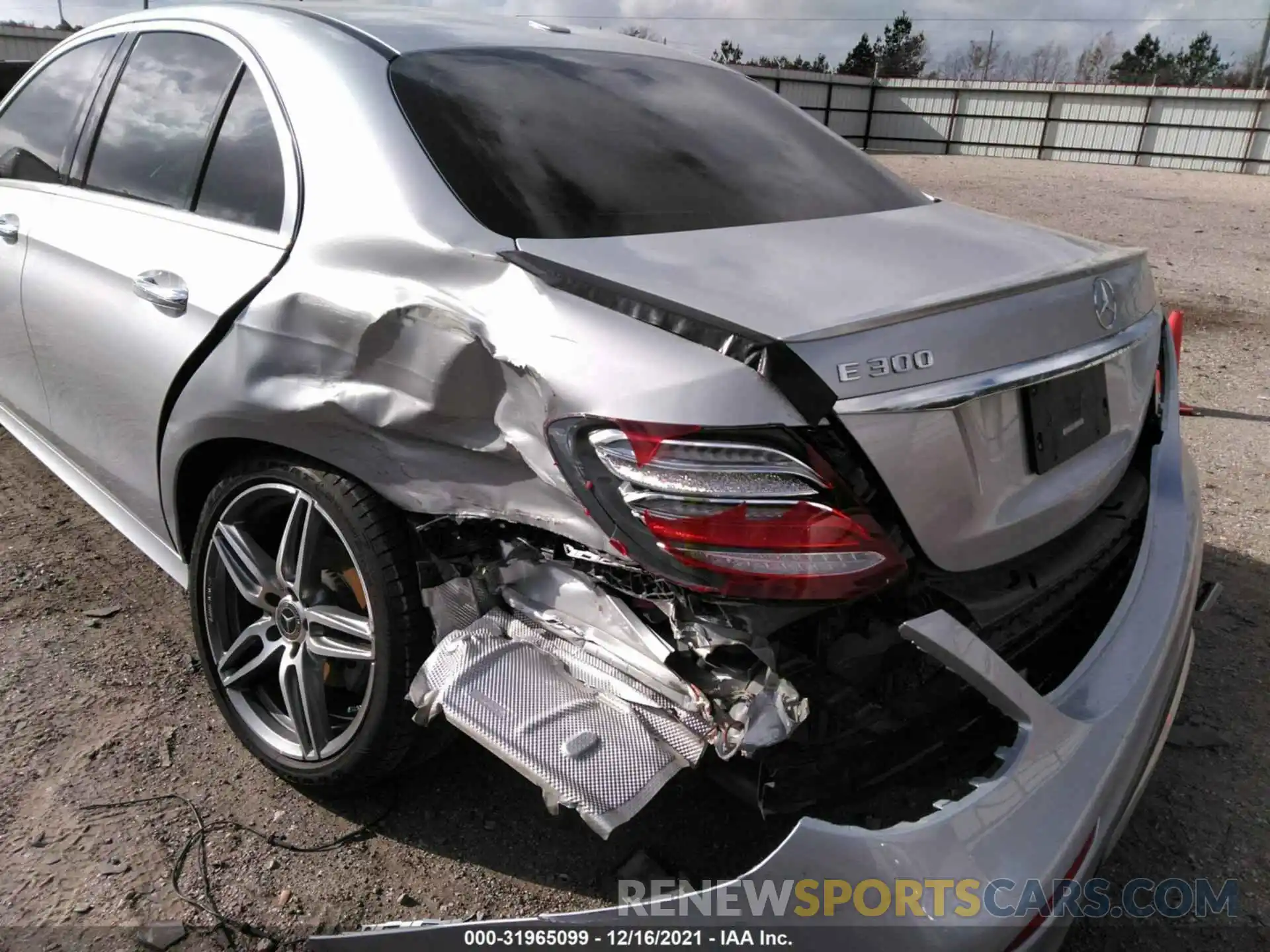 6 Photograph of a damaged car WDDZF4JB0KA605135 MERCEDES-BENZ E-CLASS 2019