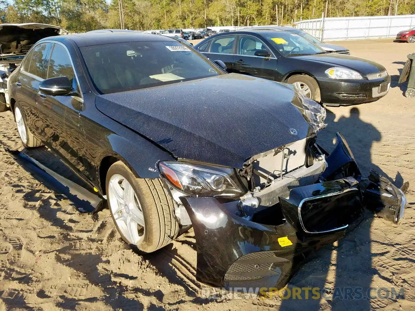 1 Photograph of a damaged car WDDZF4JB0KA616684 MERCEDES-BENZ E CLASS 2019