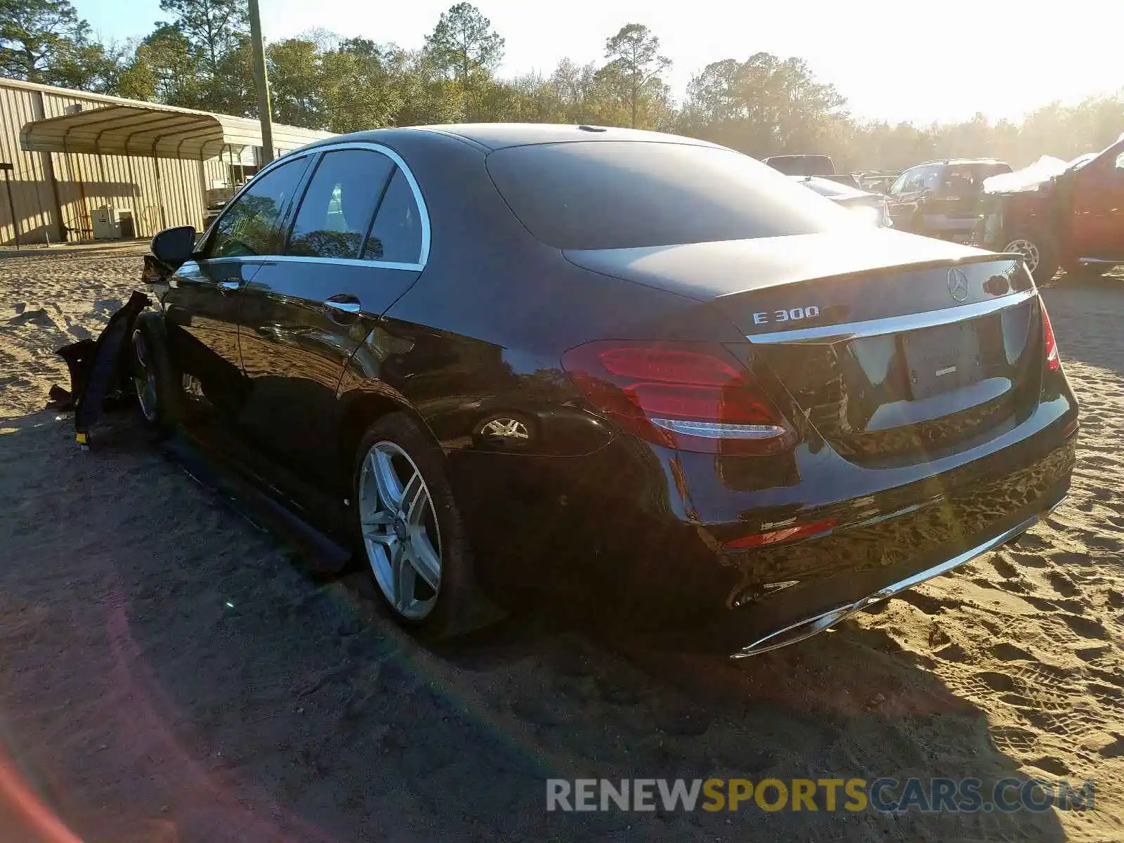 3 Photograph of a damaged car WDDZF4JB0KA616684 MERCEDES-BENZ E CLASS 2019