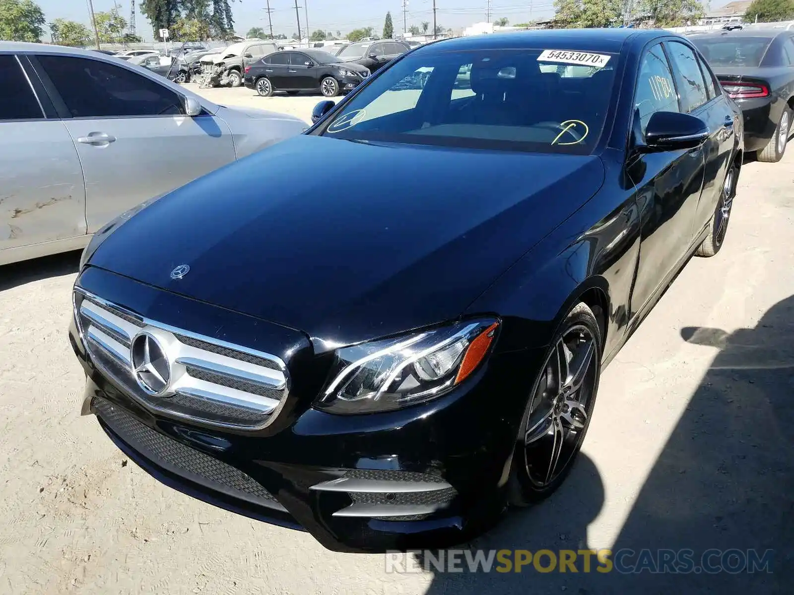 2 Photograph of a damaged car WDDZF4JB0KA623568 MERCEDES-BENZ E CLASS 2019