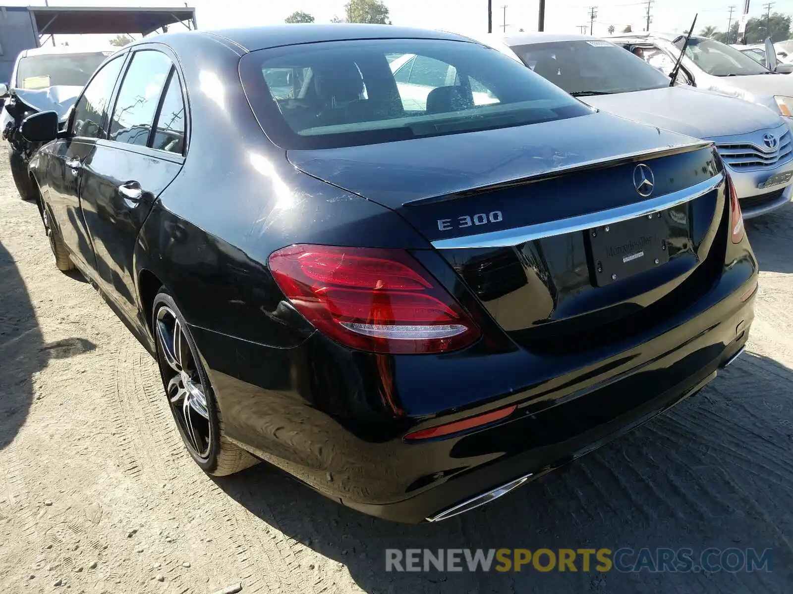 3 Photograph of a damaged car WDDZF4JB0KA623568 MERCEDES-BENZ E CLASS 2019