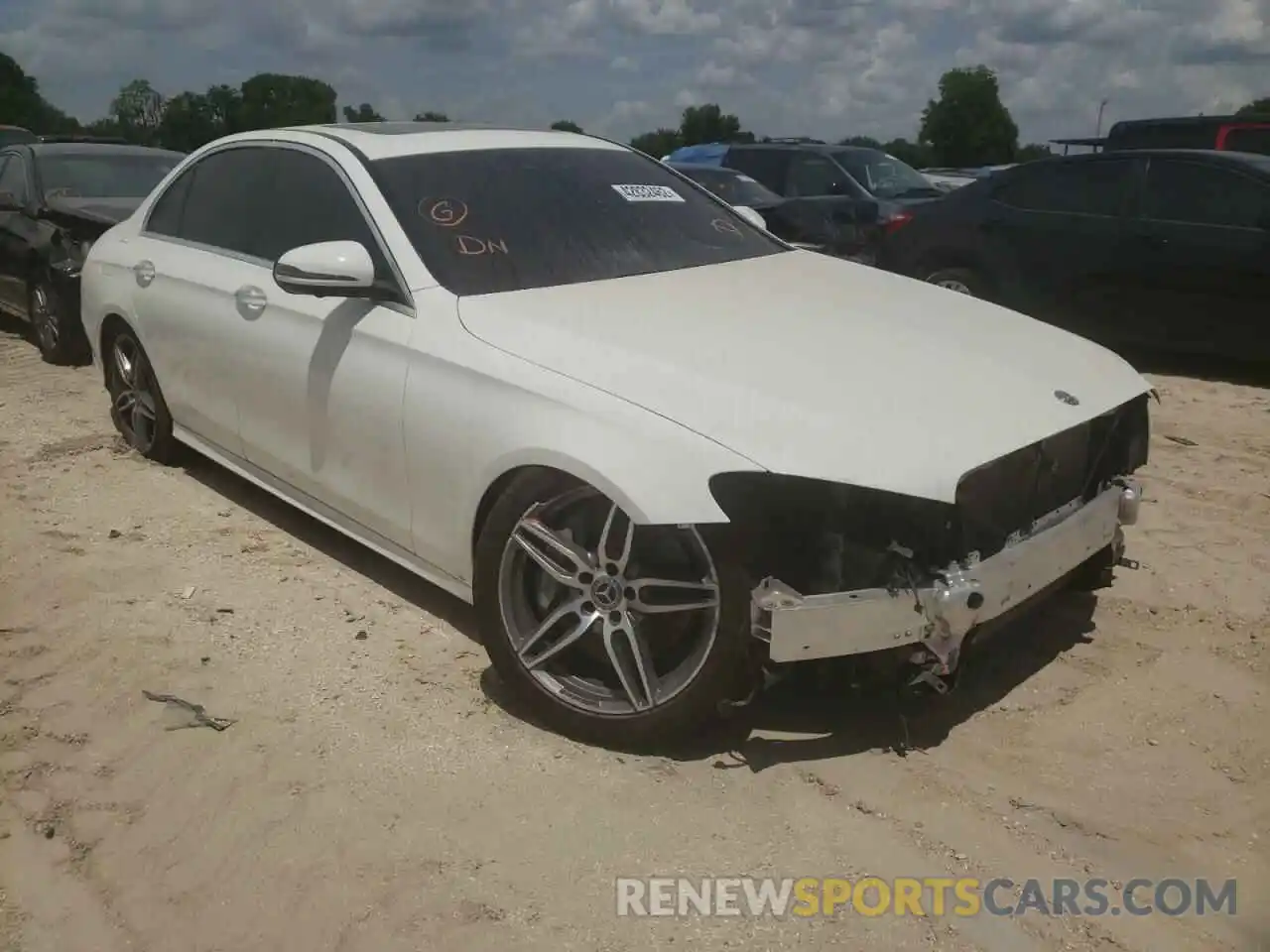 1 Photograph of a damaged car WDDZF4JB0KA627720 MERCEDES-BENZ E-CLASS 2019