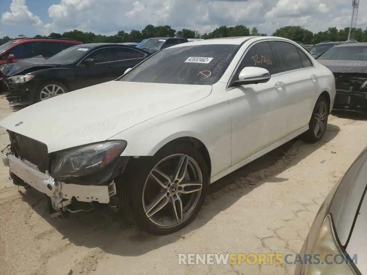 2 Photograph of a damaged car WDDZF4JB0KA627720 MERCEDES-BENZ E-CLASS 2019