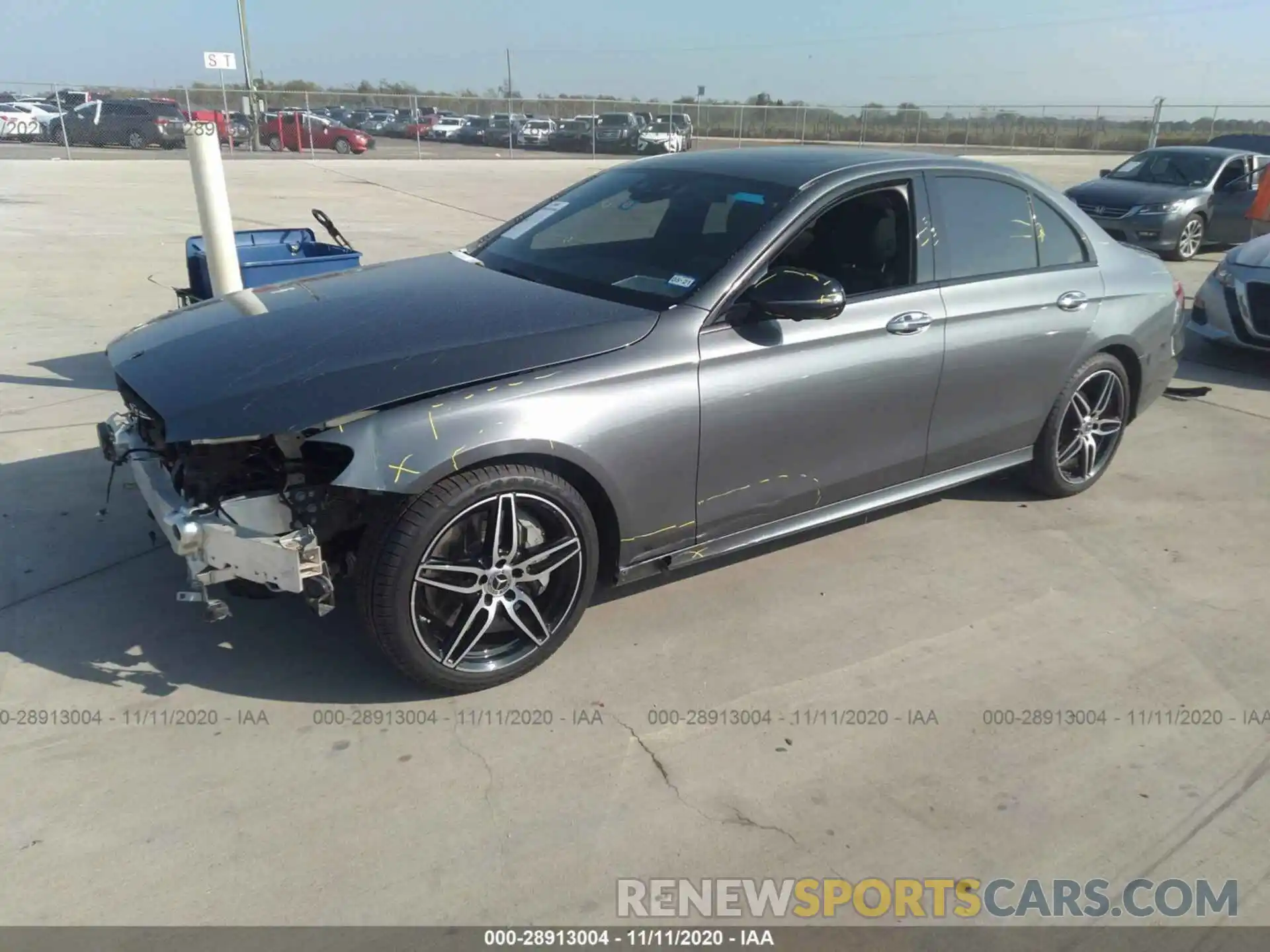 2 Photograph of a damaged car WDDZF4JB0KA644856 MERCEDES-BENZ E-CLASS 2019