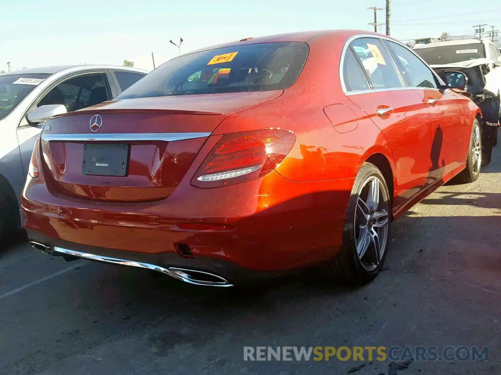 4 Photograph of a damaged car WDDZF4JB0KA671023 MERCEDES-BENZ E CLASS 2019