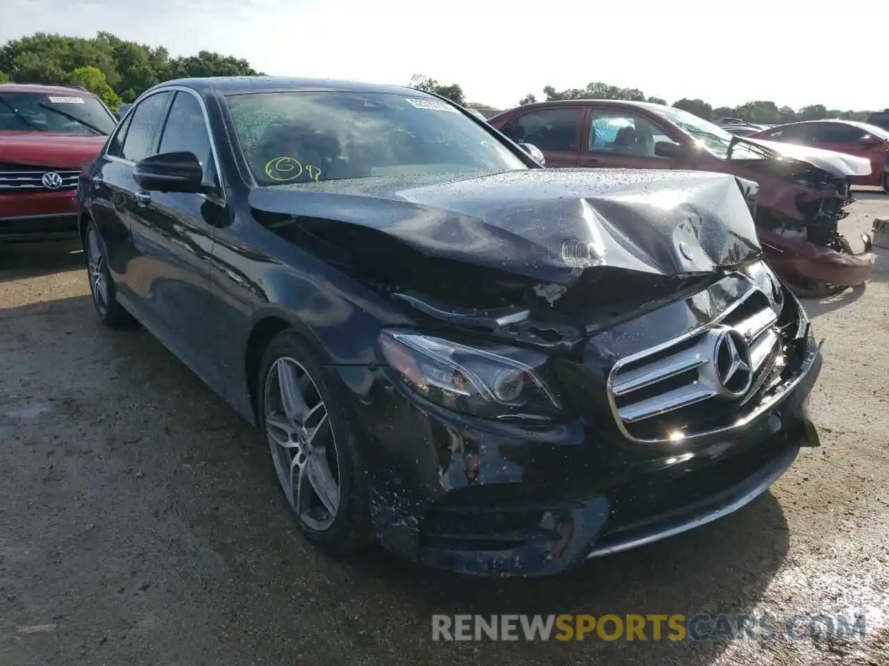 1 Photograph of a damaged car WDDZF4JB1KA508820 MERCEDES-BENZ E-CLASS 2019