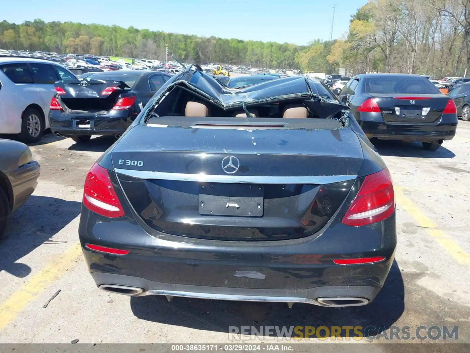 15 Photograph of a damaged car WDDZF4JB1KA514813 MERCEDES-BENZ E-CLASS 2019