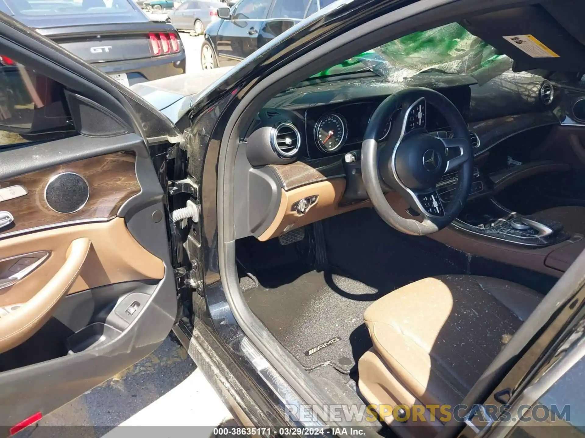 5 Photograph of a damaged car WDDZF4JB1KA514813 MERCEDES-BENZ E-CLASS 2019