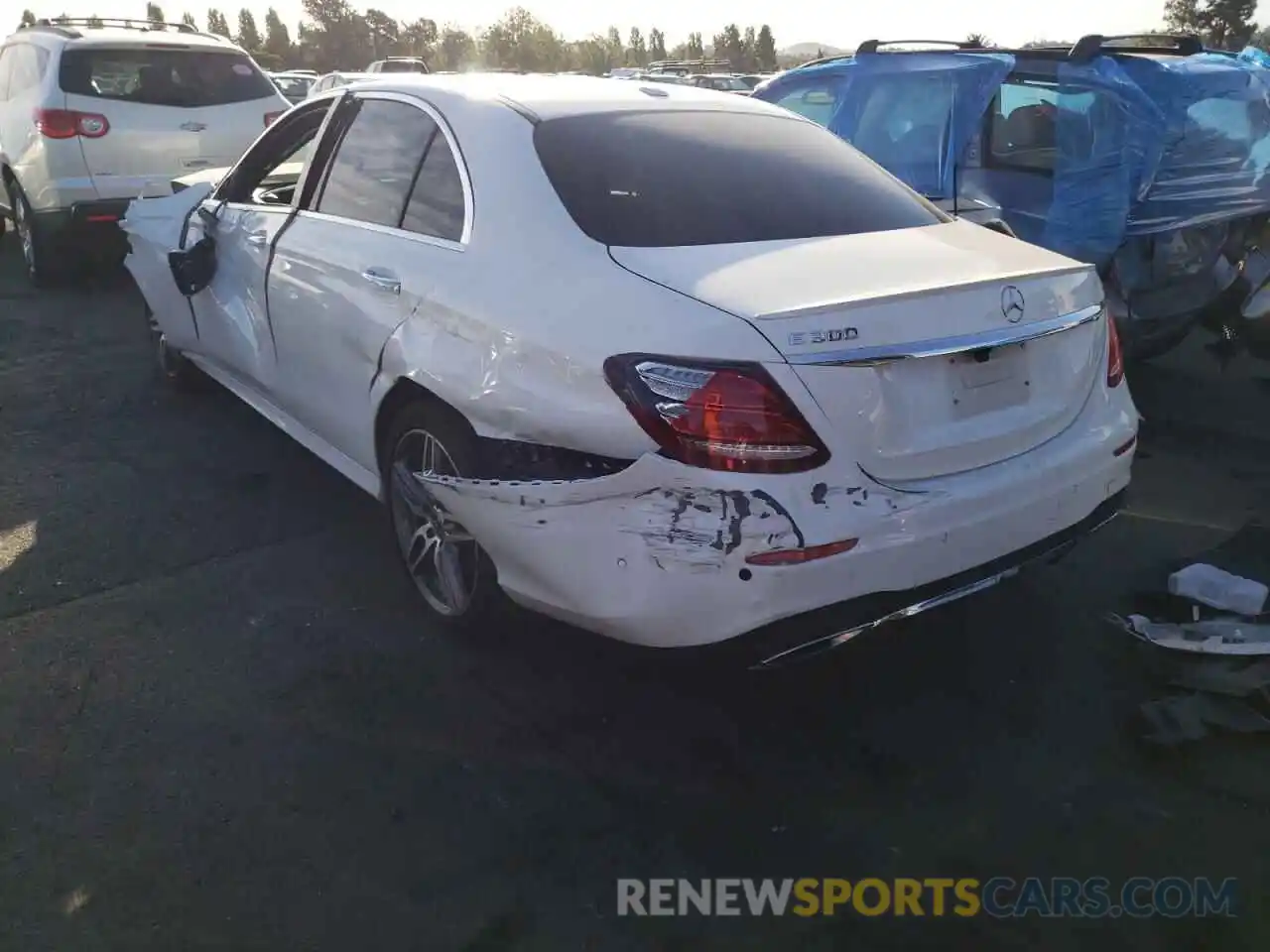 3 Photograph of a damaged car WDDZF4JB1KA529585 MERCEDES-BENZ E-CLASS 2019