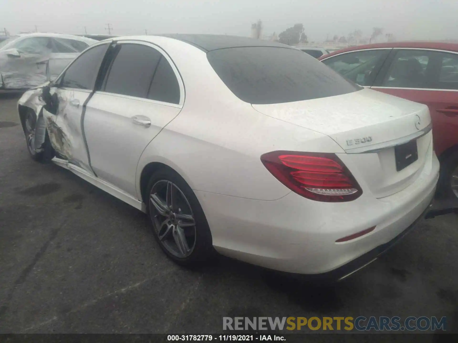 3 Photograph of a damaged car WDDZF4JB1KA637933 MERCEDES-BENZ E-CLASS 2019