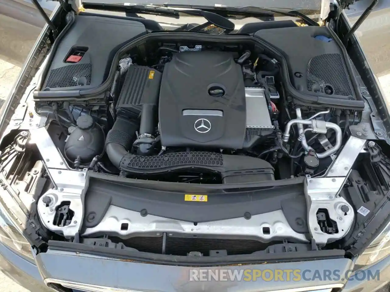 7 Photograph of a damaged car WDDZF4JB1KA642811 MERCEDES-BENZ E-CLASS 2019