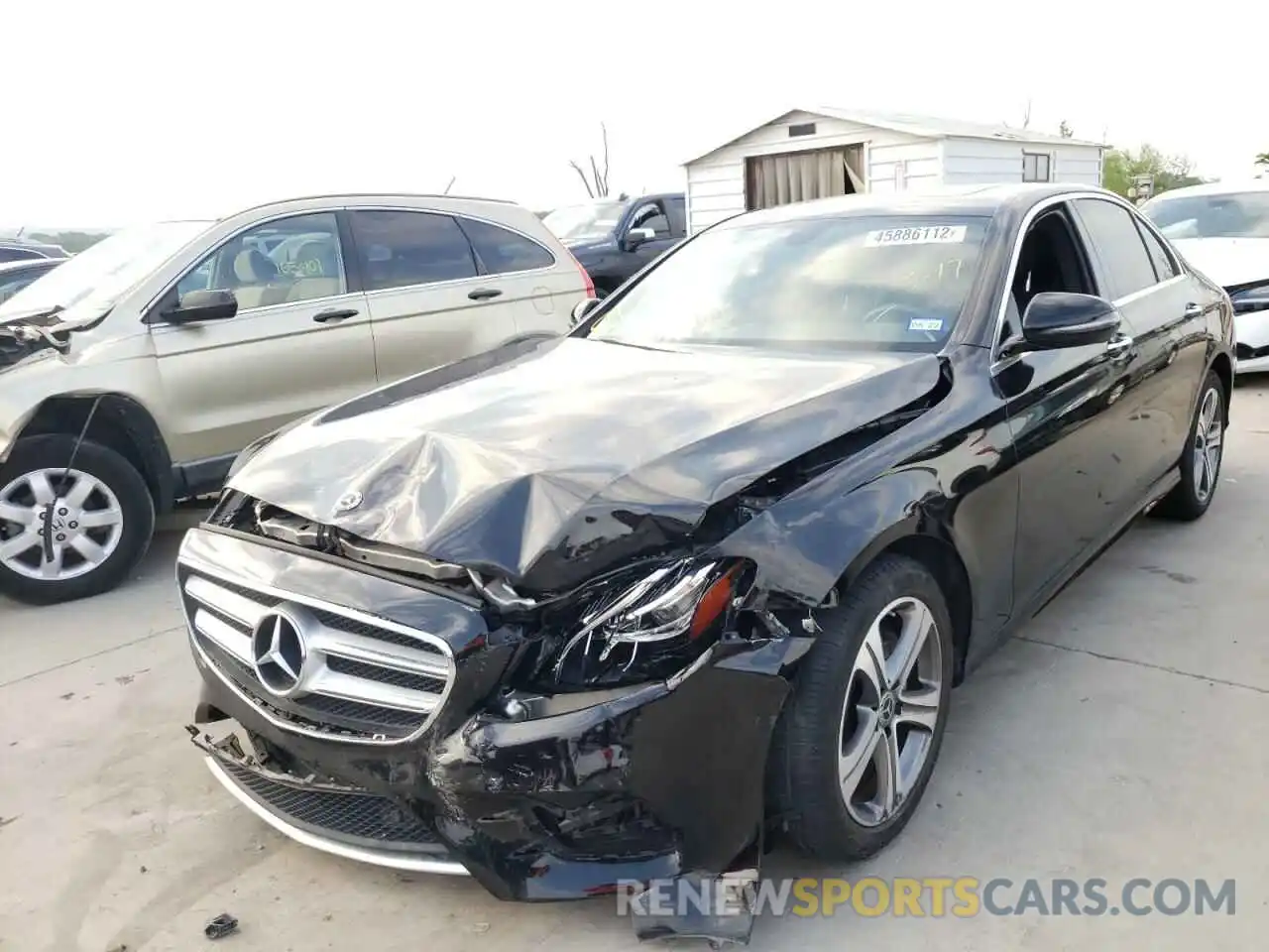 2 Photograph of a damaged car WDDZF4JB1KA657762 MERCEDES-BENZ E-CLASS 2019