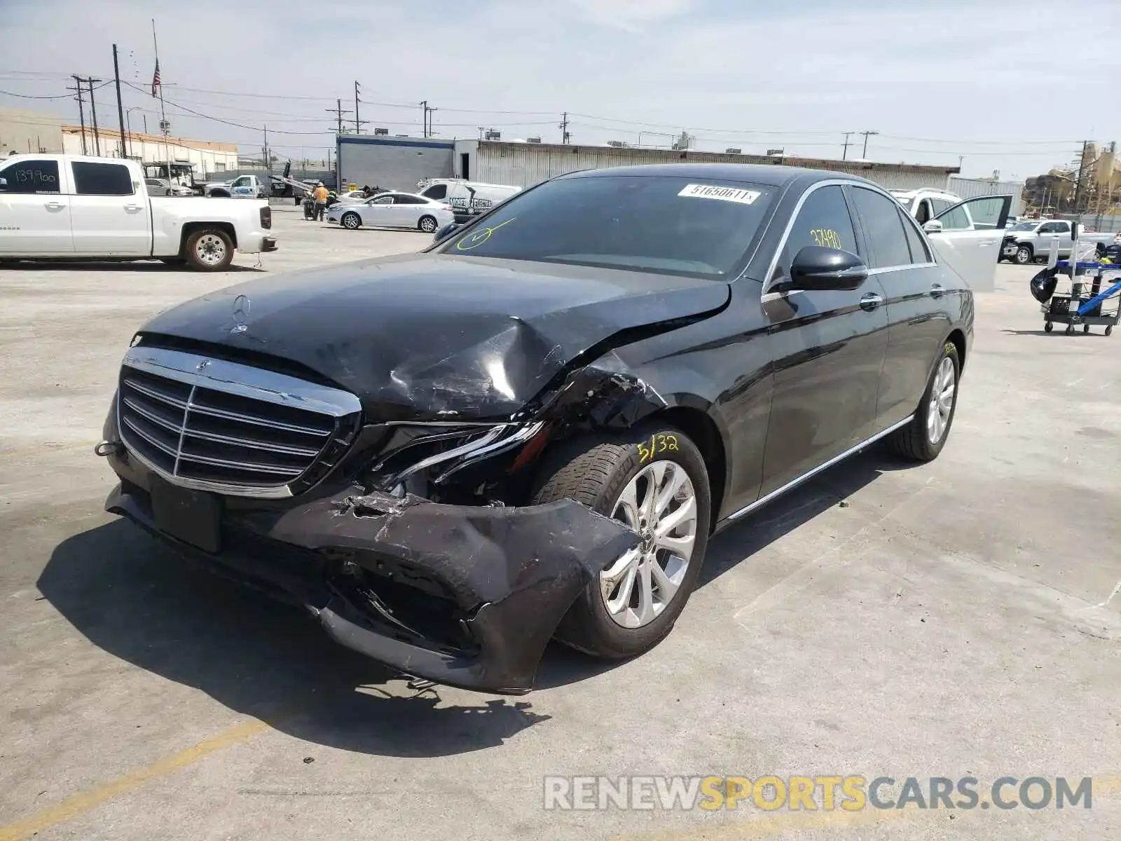 2 Photograph of a damaged car WDDZF4JB1KA665358 MERCEDES-BENZ E-CLASS 2019