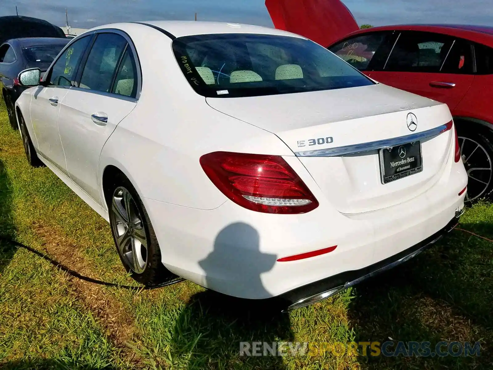 3 Photograph of a damaged car WDDZF4JB1KA677154 MERCEDES-BENZ E CLASS 2019