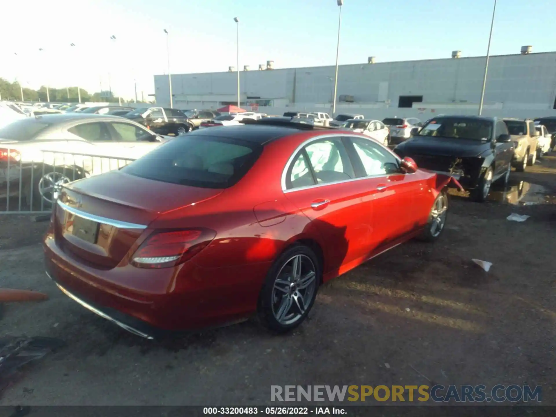 4 Photograph of a damaged car WDDZF4JB2KA490036 MERCEDES-BENZ E-CLASS 2019