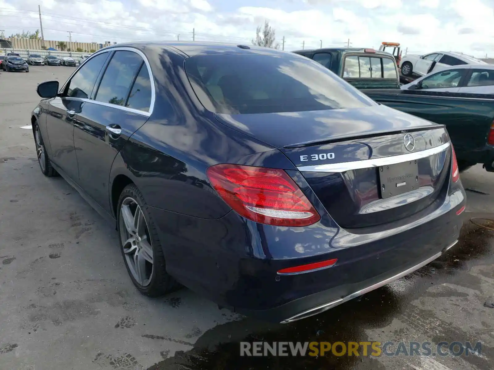 3 Photograph of a damaged car WDDZF4JB2KA508731 MERCEDES-BENZ E CLASS 2019