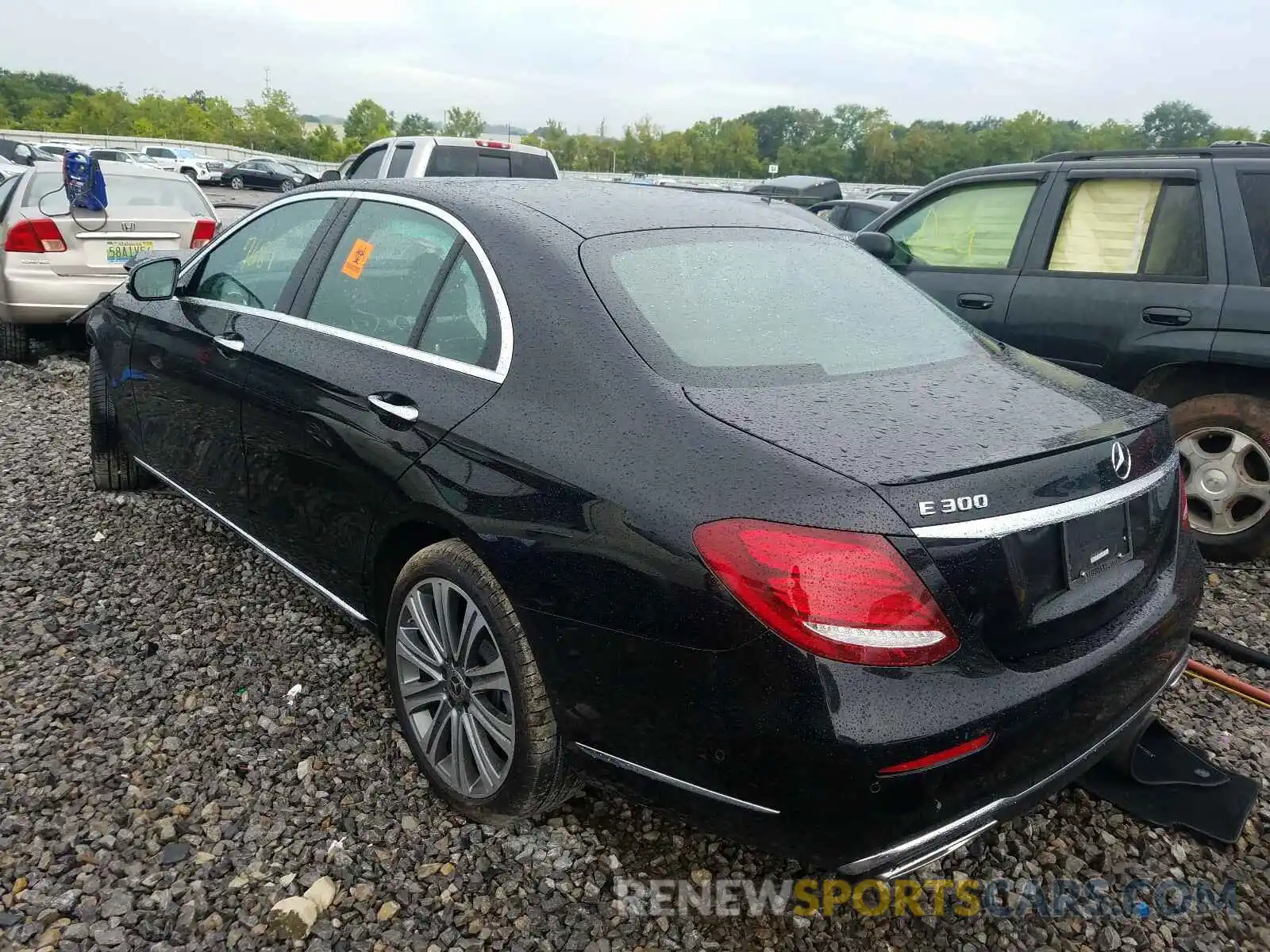 3 Photograph of a damaged car WDDZF4JB2KA513458 MERCEDES-BENZ E CLASS 2019