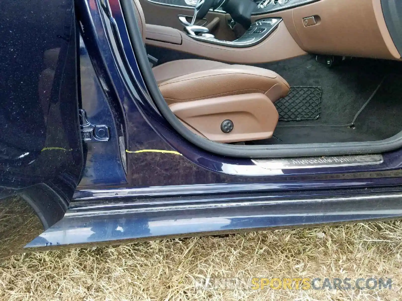 9 Photograph of a damaged car WDDZF4JB2KA516814 MERCEDES-BENZ E CLASS 2019