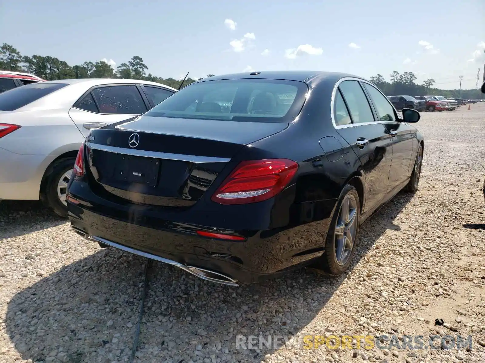 4 Photograph of a damaged car WDDZF4JB2KA519227 MERCEDES-BENZ E-CLASS 2019