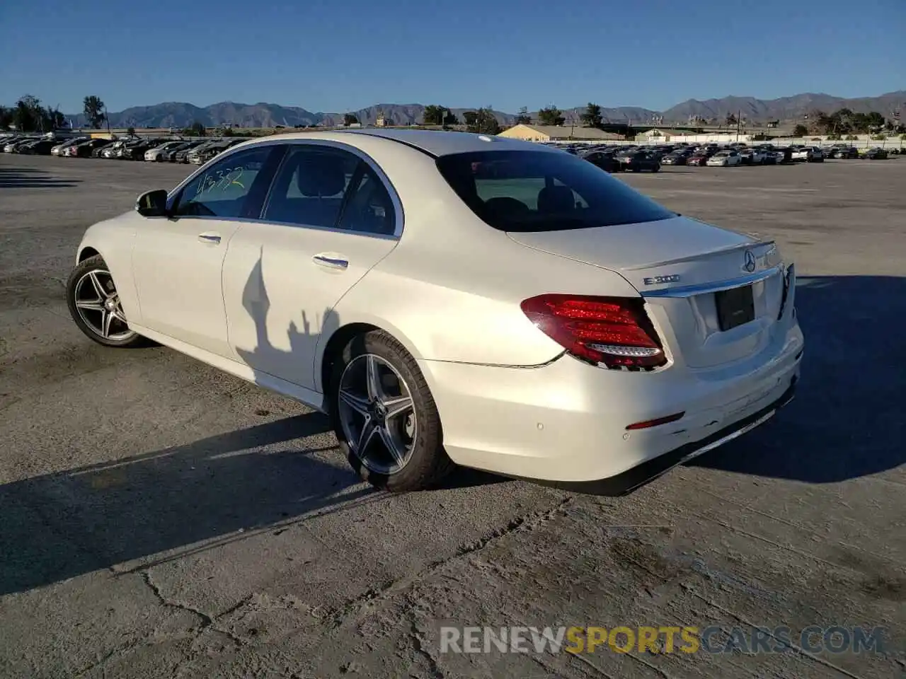 3 Photograph of a damaged car WDDZF4JB2KA522046 MERCEDES-BENZ E-CLASS 2019