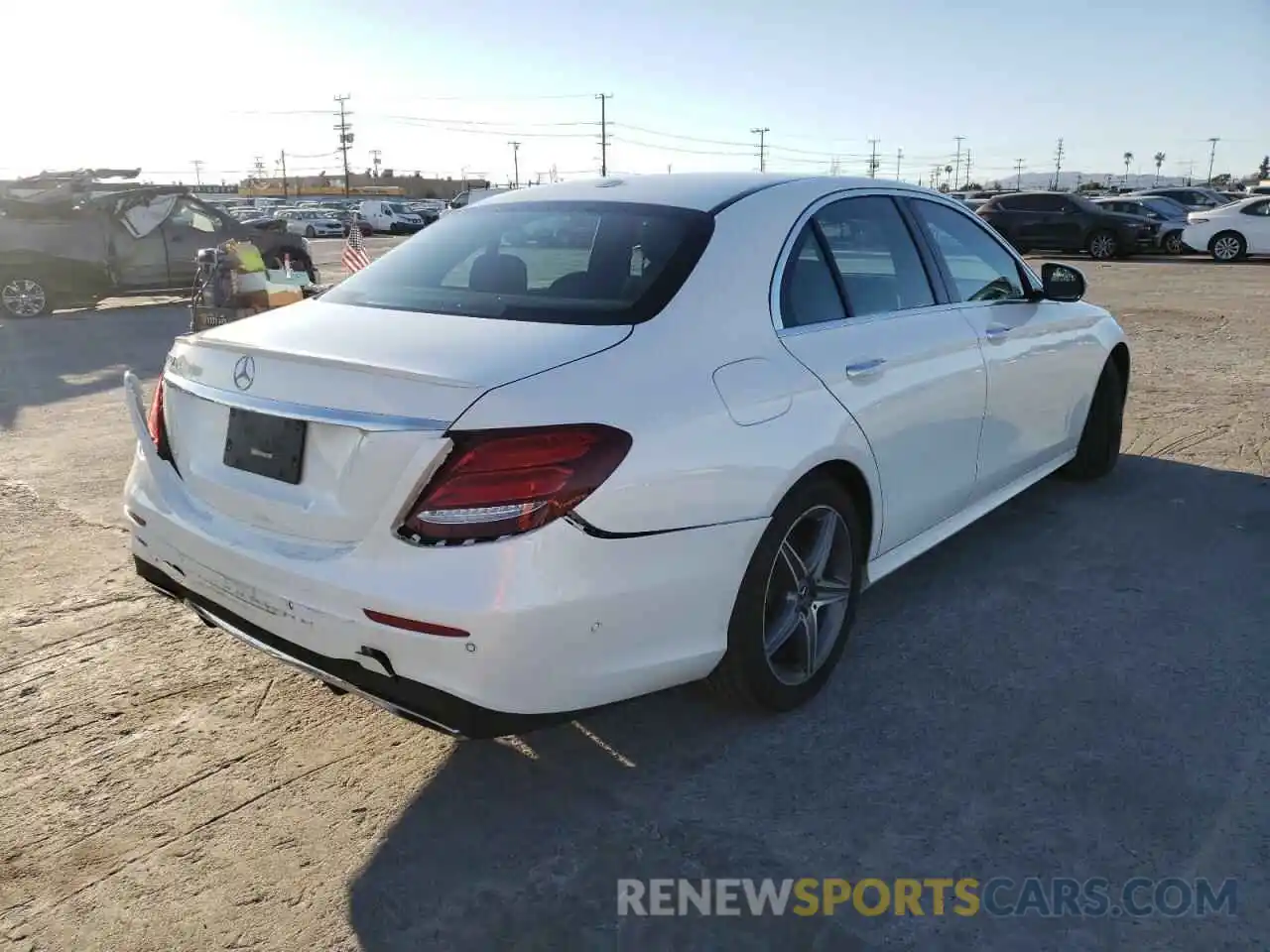 4 Photograph of a damaged car WDDZF4JB2KA522046 MERCEDES-BENZ E-CLASS 2019