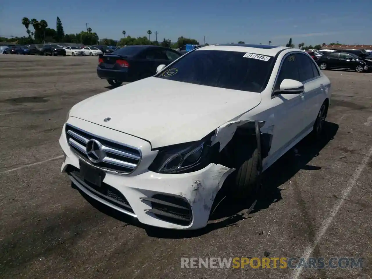 2 Photograph of a damaged car WDDZF4JB2KA523942 MERCEDES-BENZ E-CLASS 2019