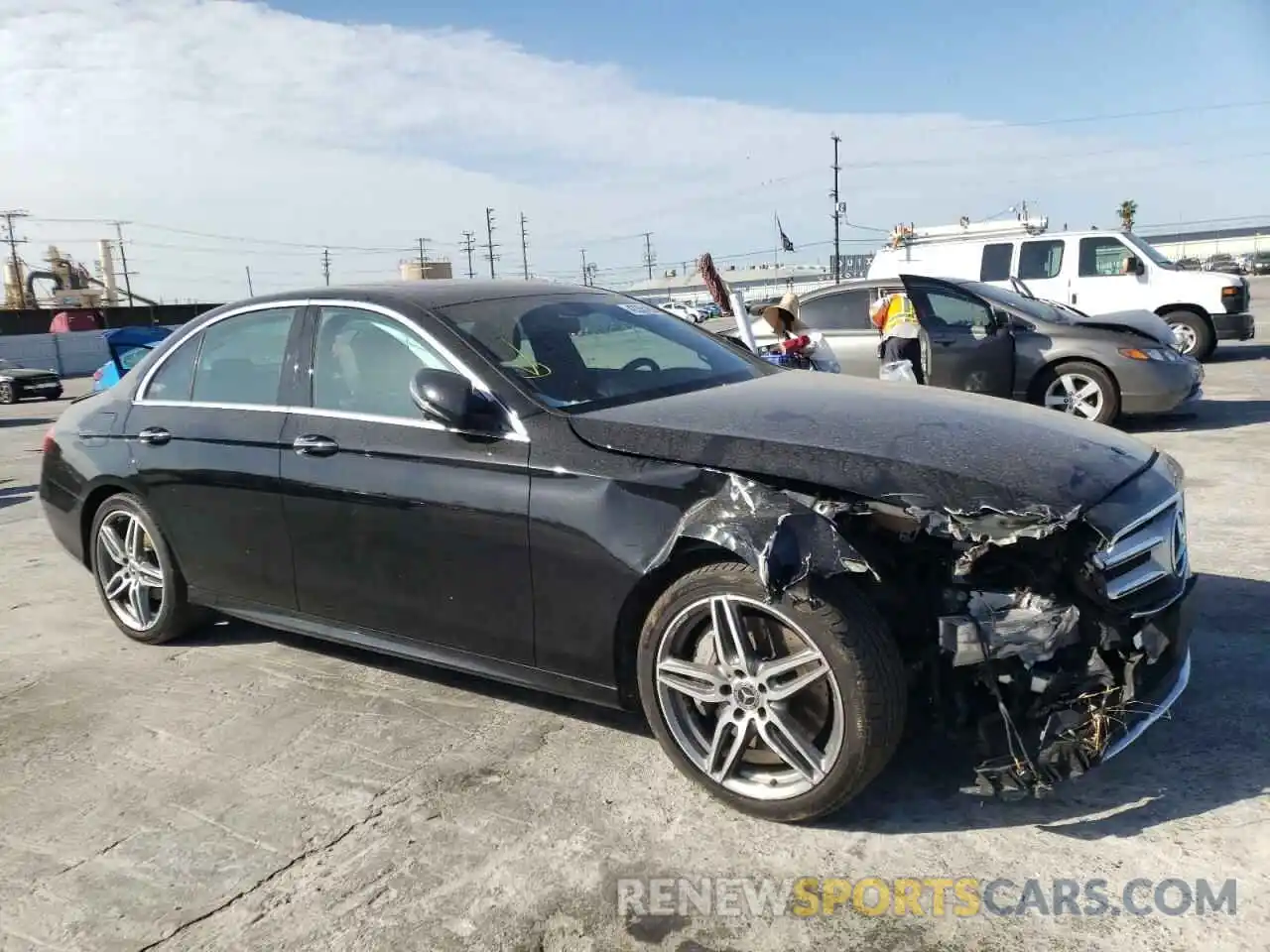 1 Photograph of a damaged car WDDZF4JB2KA577144 MERCEDES-BENZ E-CLASS 2019