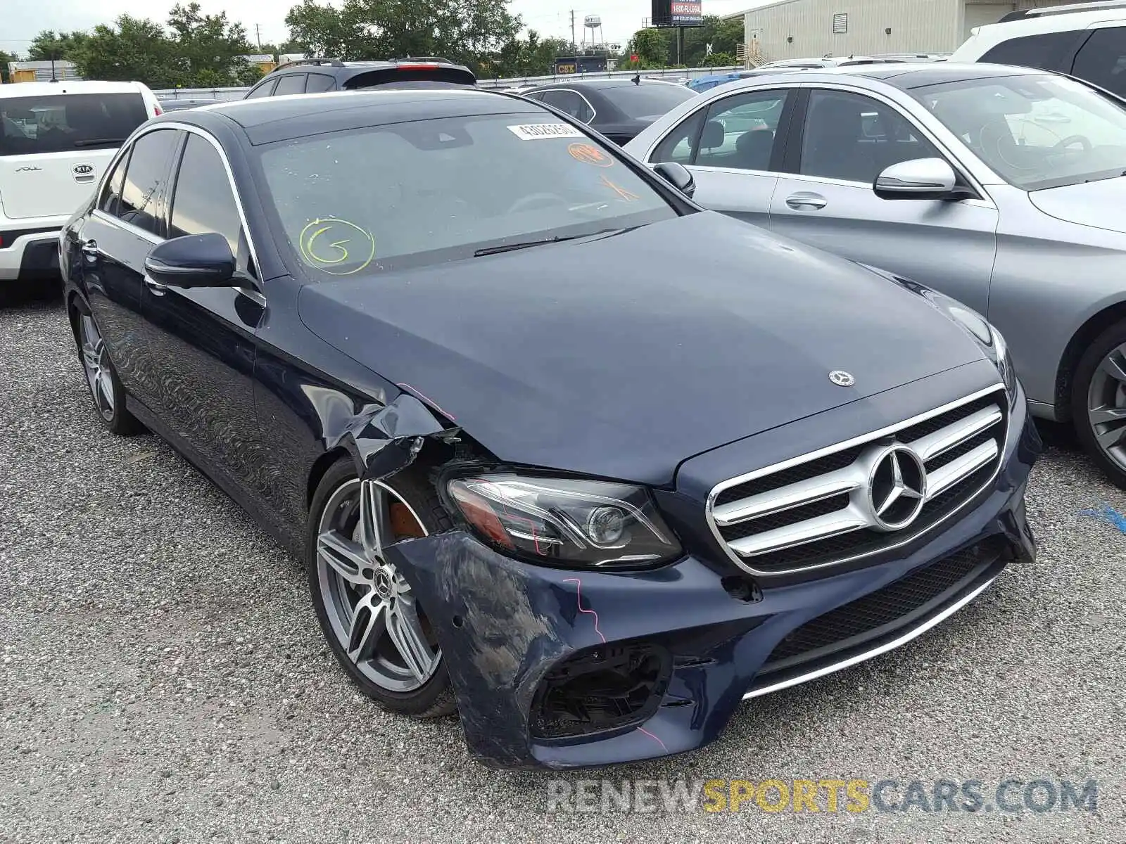 1 Photograph of a damaged car WDDZF4JB2KA593084 MERCEDES-BENZ E CLASS 2019