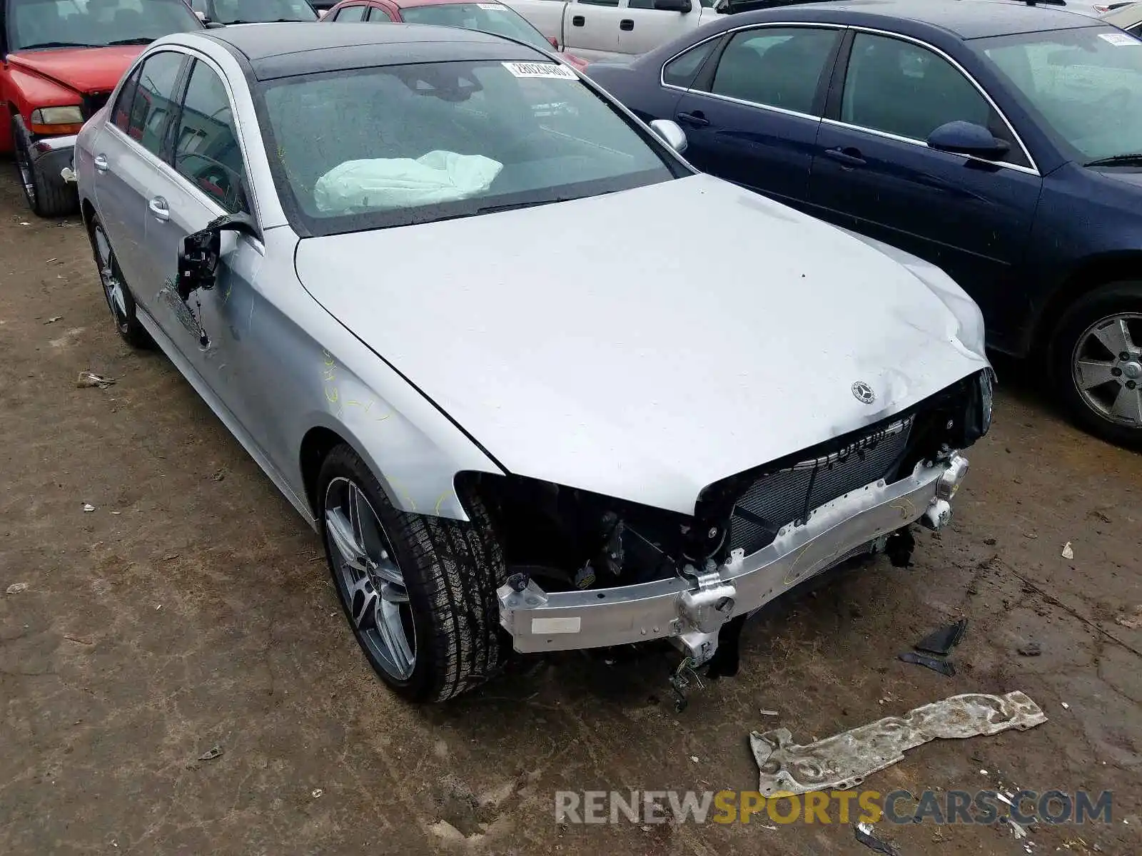 1 Photograph of a damaged car WDDZF4JB2KA612751 MERCEDES-BENZ E CLASS 2019