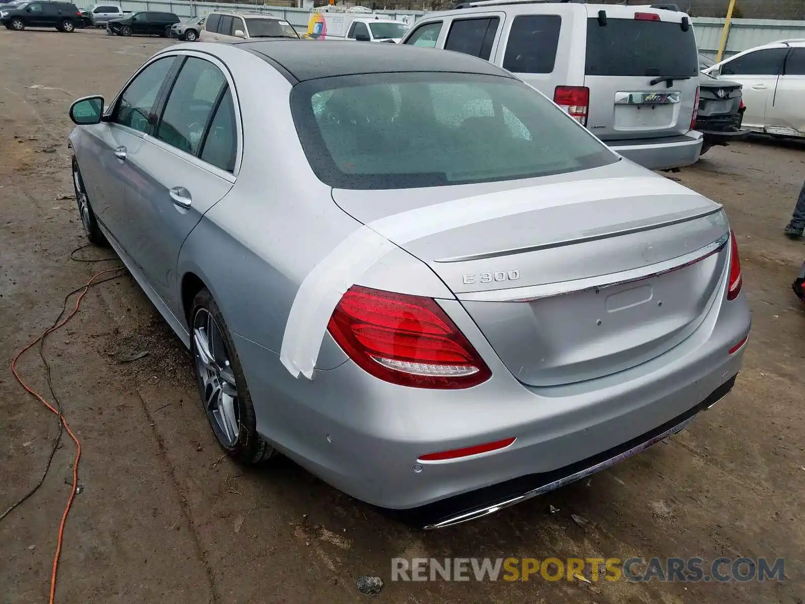 3 Photograph of a damaged car WDDZF4JB2KA612751 MERCEDES-BENZ E CLASS 2019