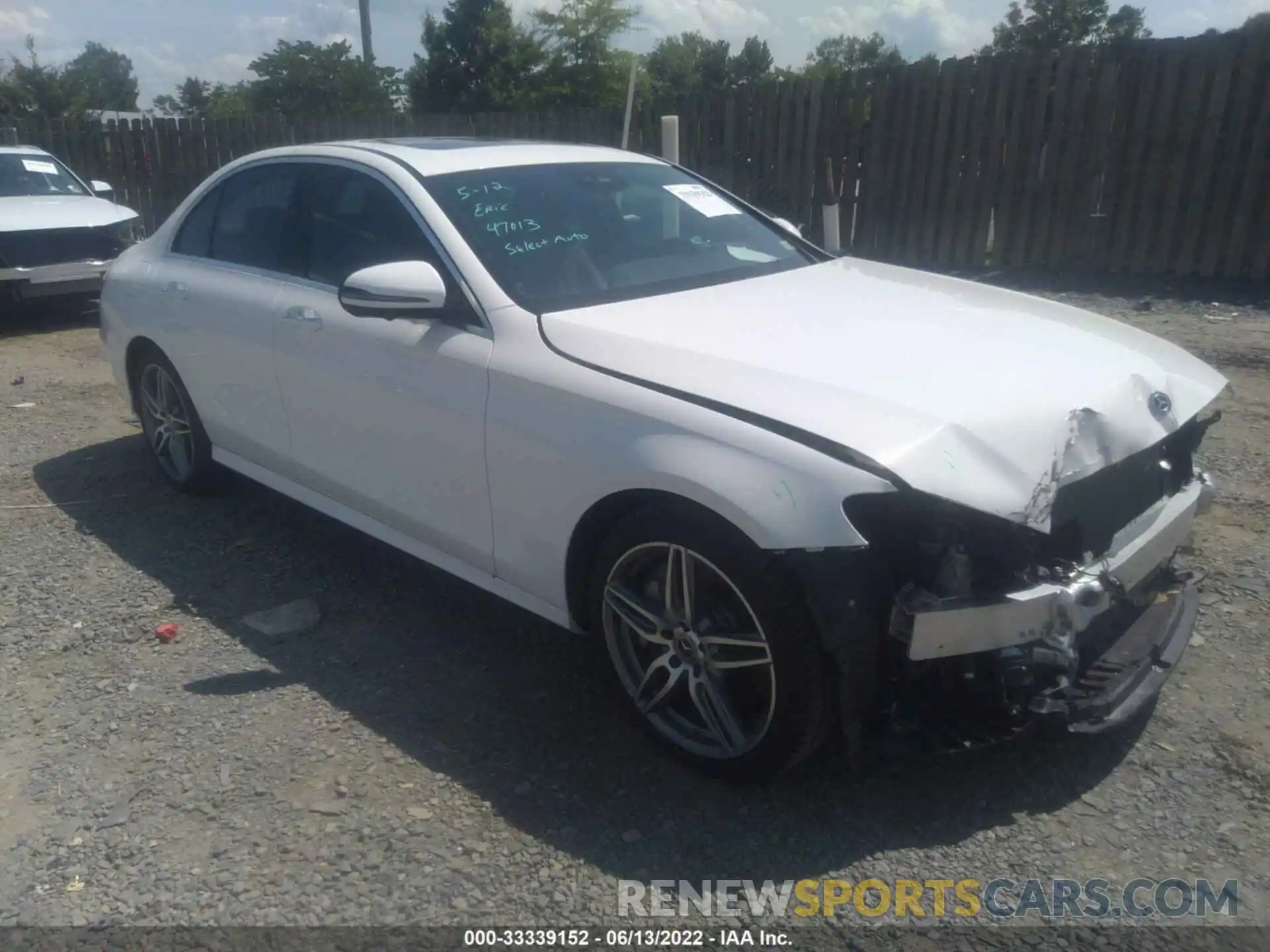 1 Photograph of a damaged car WDDZF4JB2KA663893 MERCEDES-BENZ E-CLASS 2019