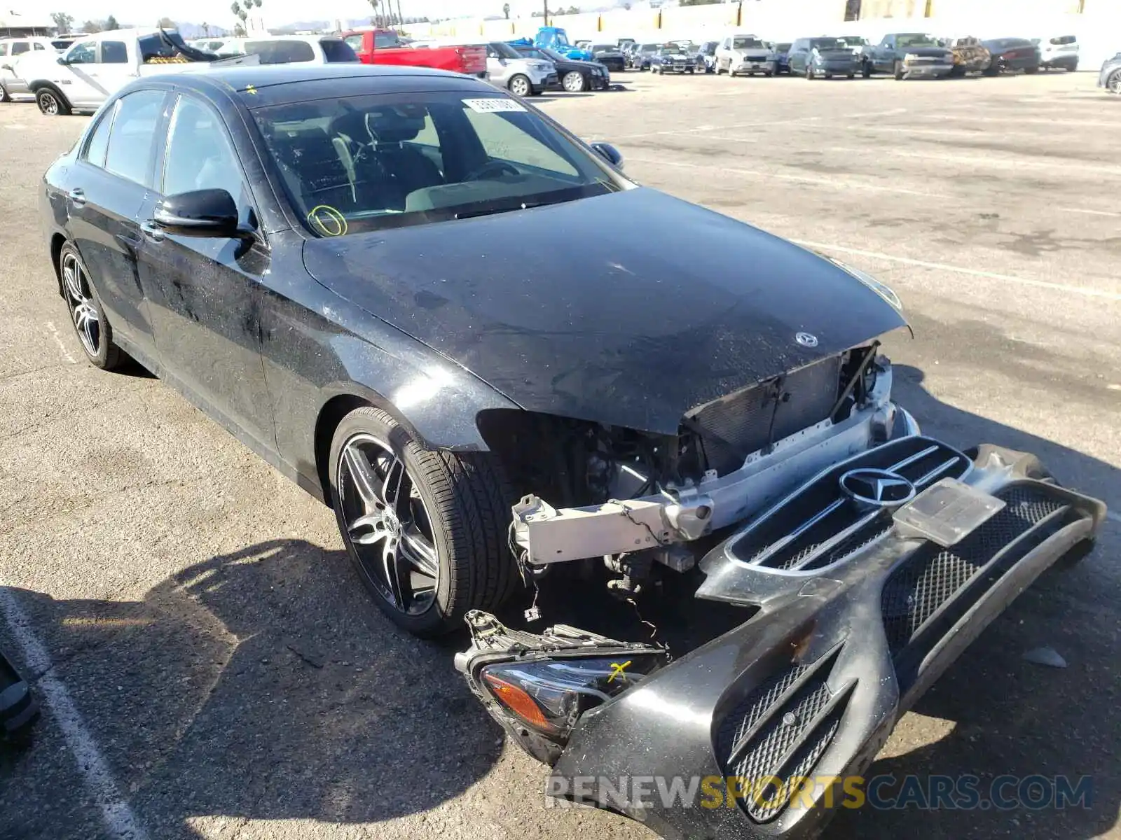 1 Photograph of a damaged car WDDZF4JB2KA672934 MERCEDES-BENZ E CLASS 2019