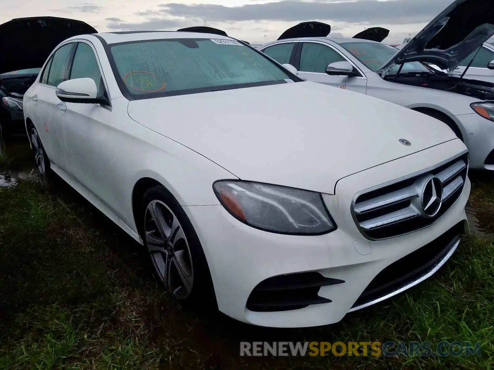 1 Photograph of a damaged car WDDZF4JB2KA684890 MERCEDES-BENZ E CLASS 2019