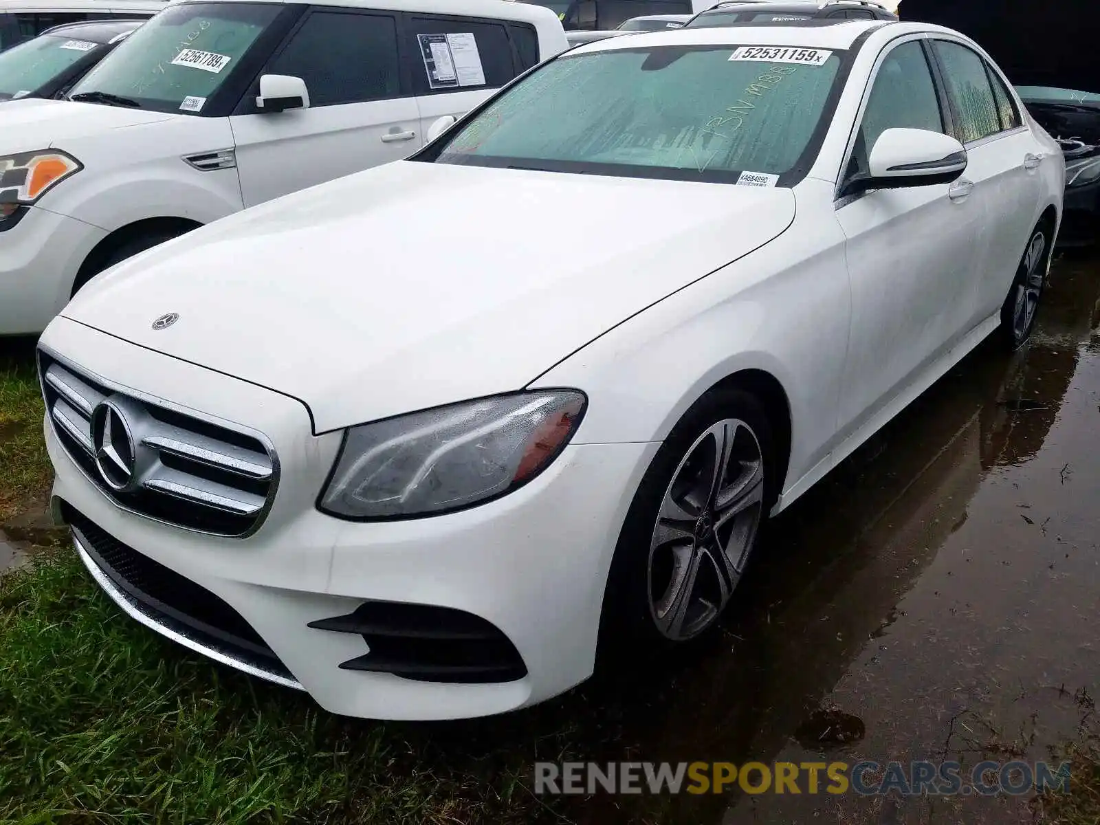 2 Photograph of a damaged car WDDZF4JB2KA684890 MERCEDES-BENZ E CLASS 2019