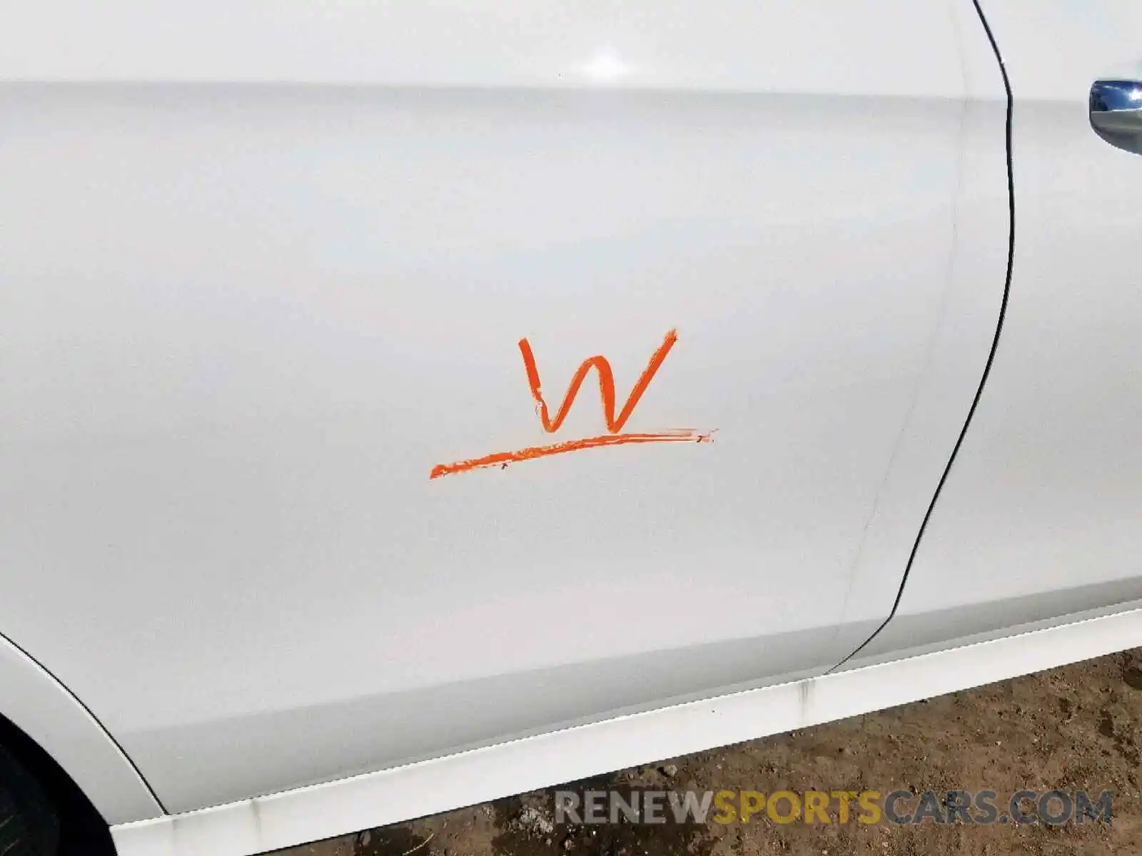 9 Photograph of a damaged car WDDZF4JB2KA684890 MERCEDES-BENZ E CLASS 2019