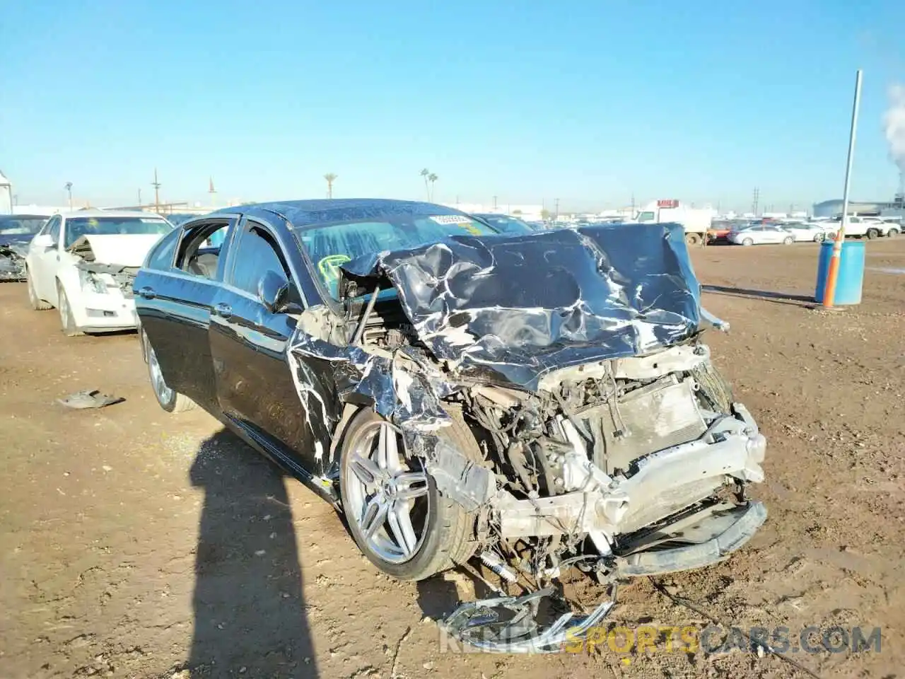 1 Photograph of a damaged car WDDZF4JB2KA689085 MERCEDES-BENZ E-CLASS 2019