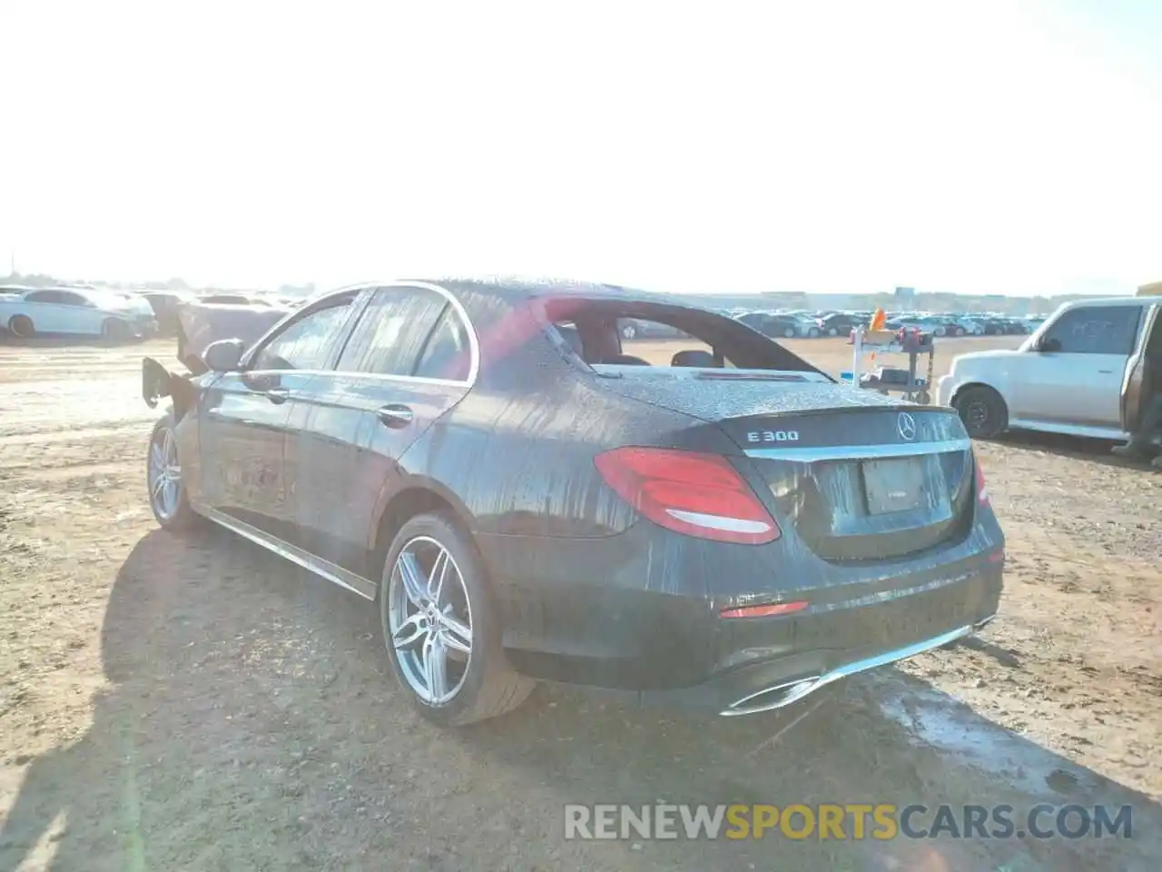 3 Photograph of a damaged car WDDZF4JB2KA689085 MERCEDES-BENZ E-CLASS 2019