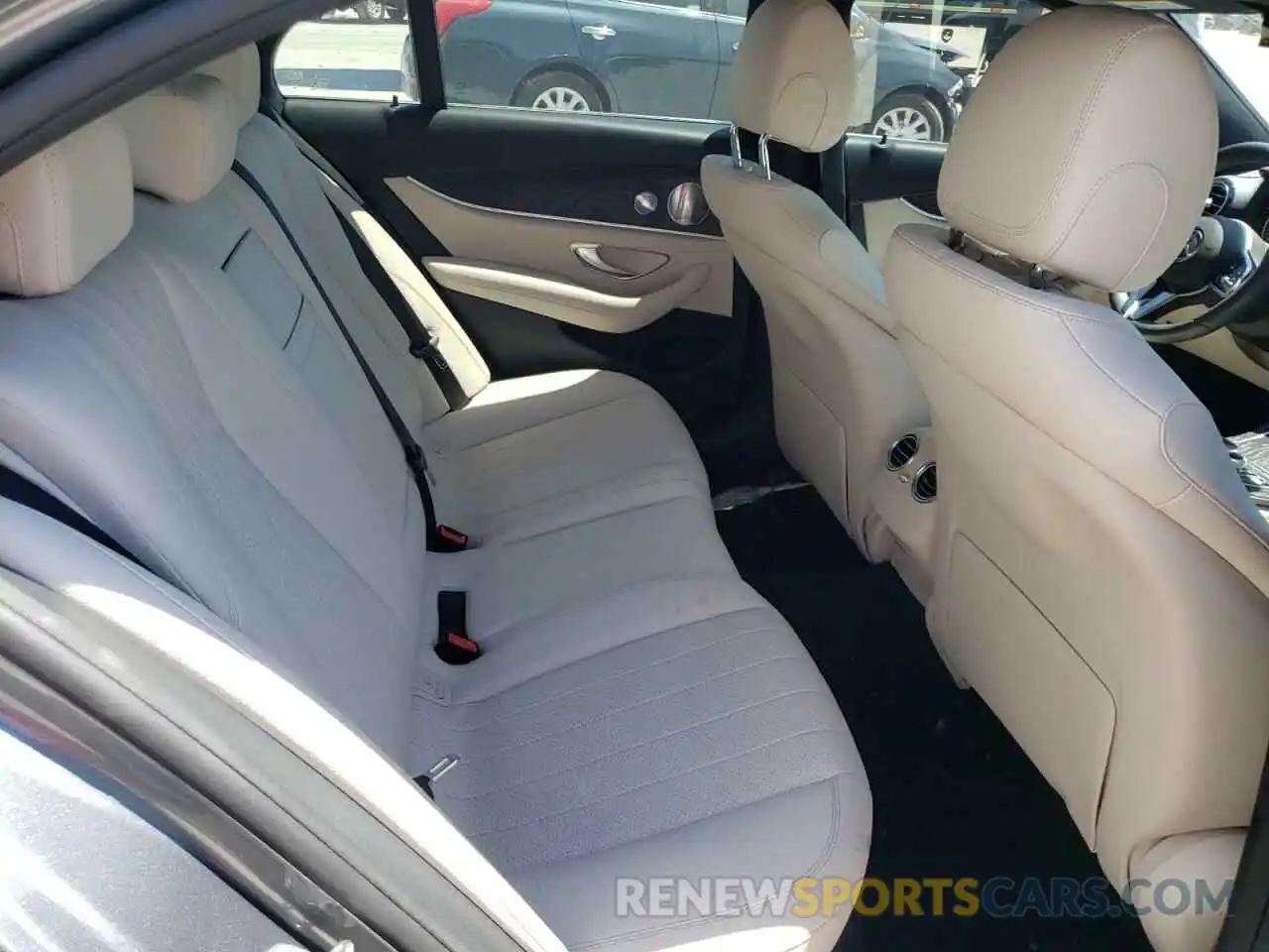 6 Photograph of a damaged car WDDZF4JB3KA504543 MERCEDES-BENZ E-CLASS 2019